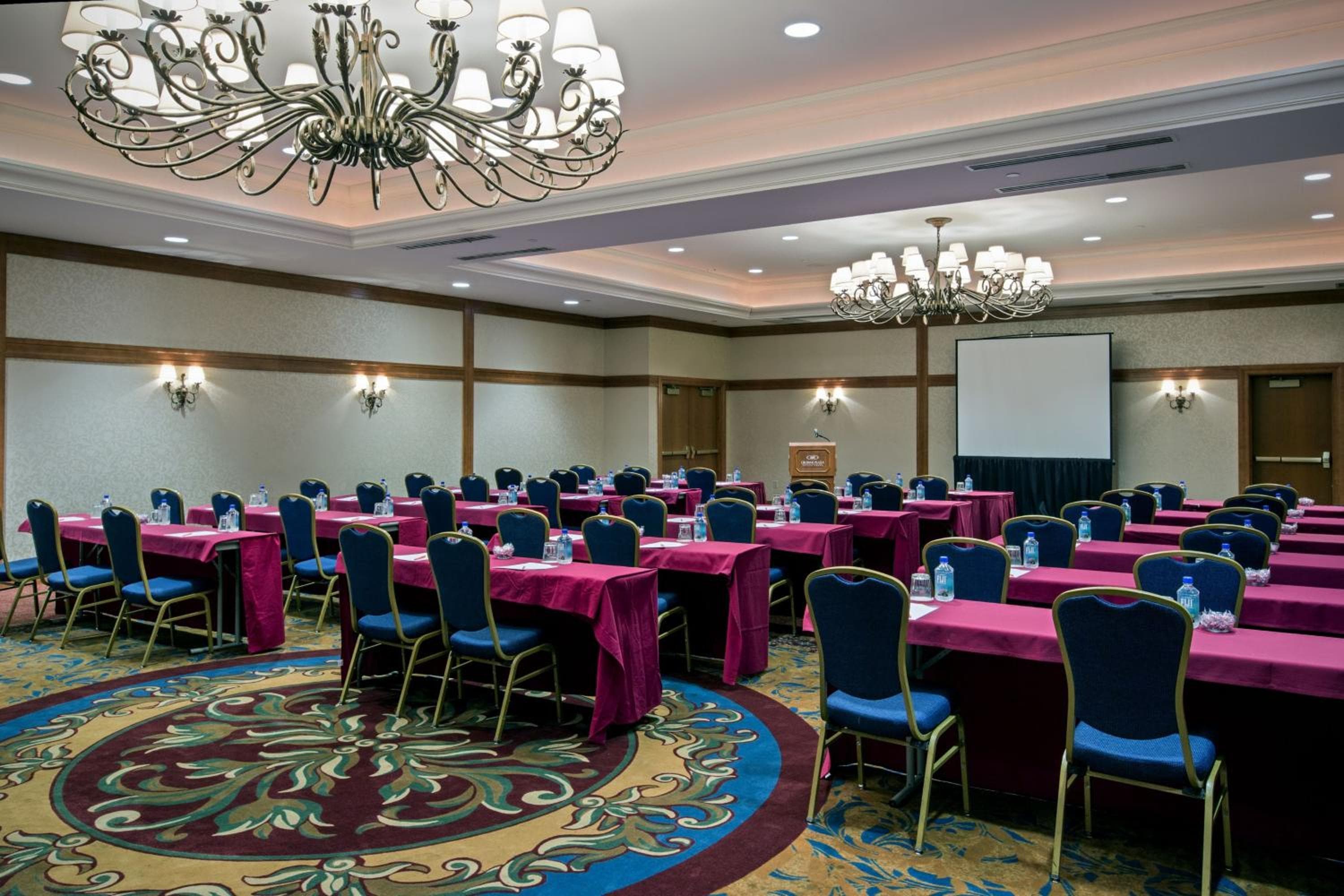Crowne Plaza Hotel Philadelphia - King of Prussia by IHG
