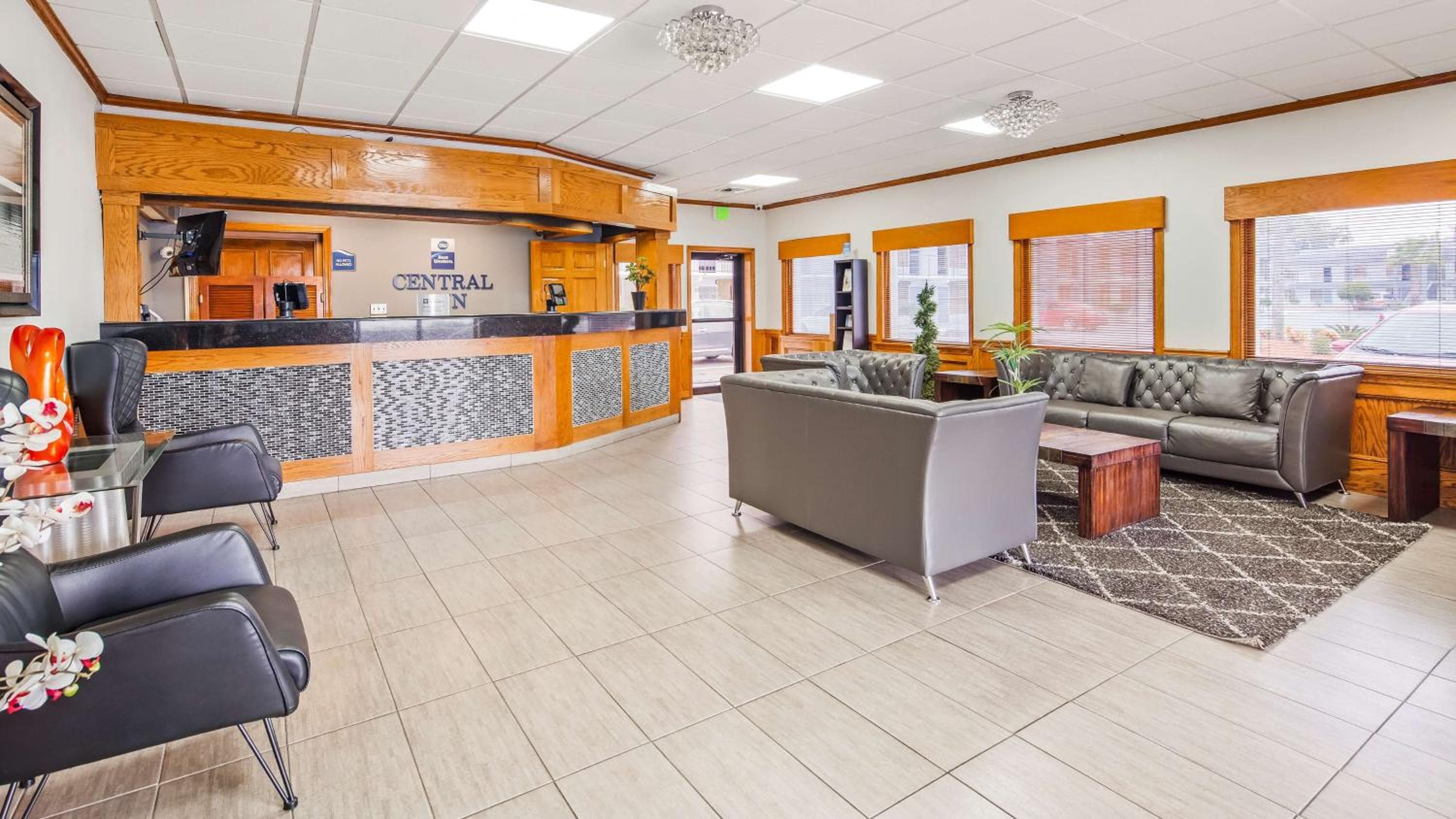 Best Western Central Inn
