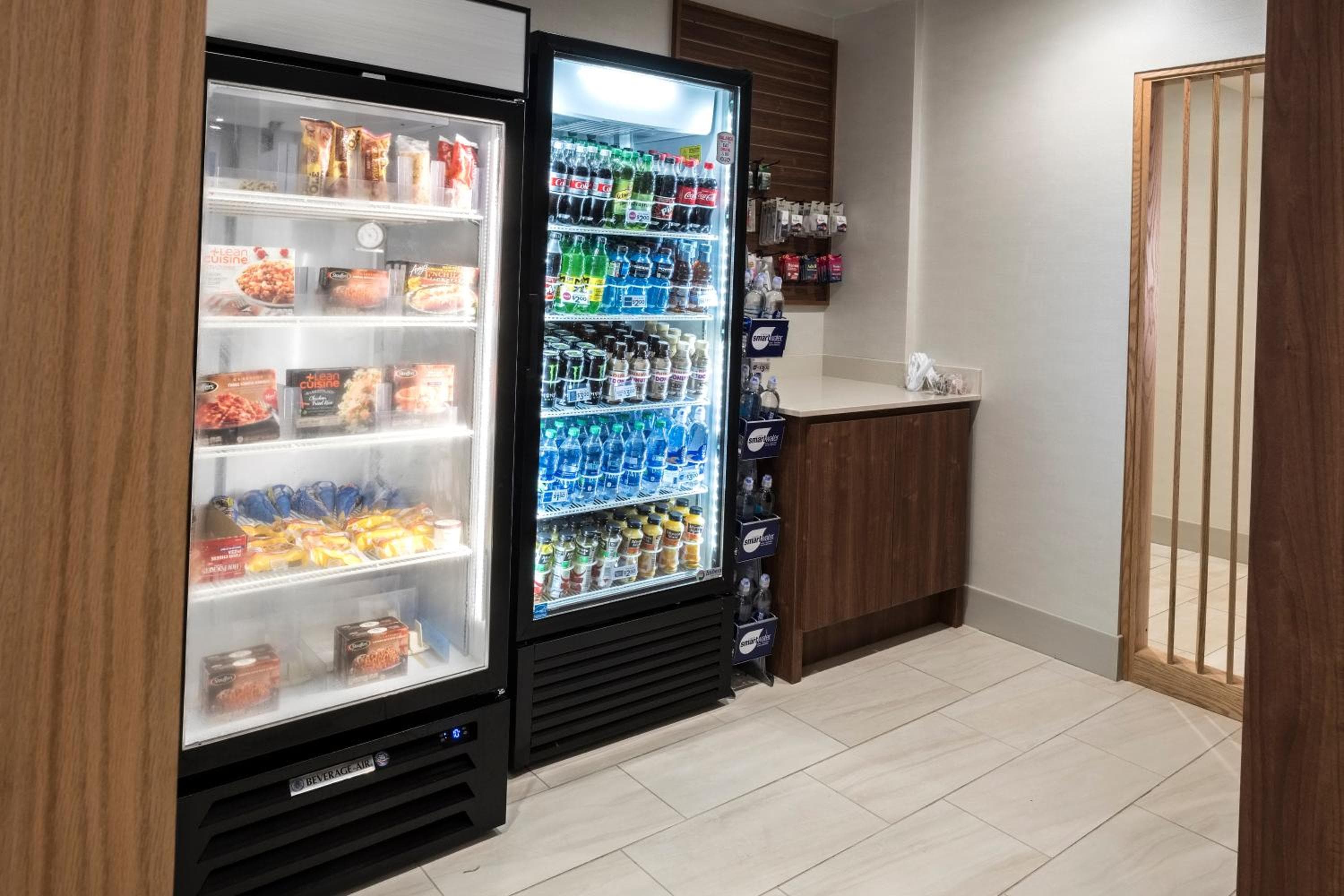Holiday Inn Express & Suites - Commerce by IHG
