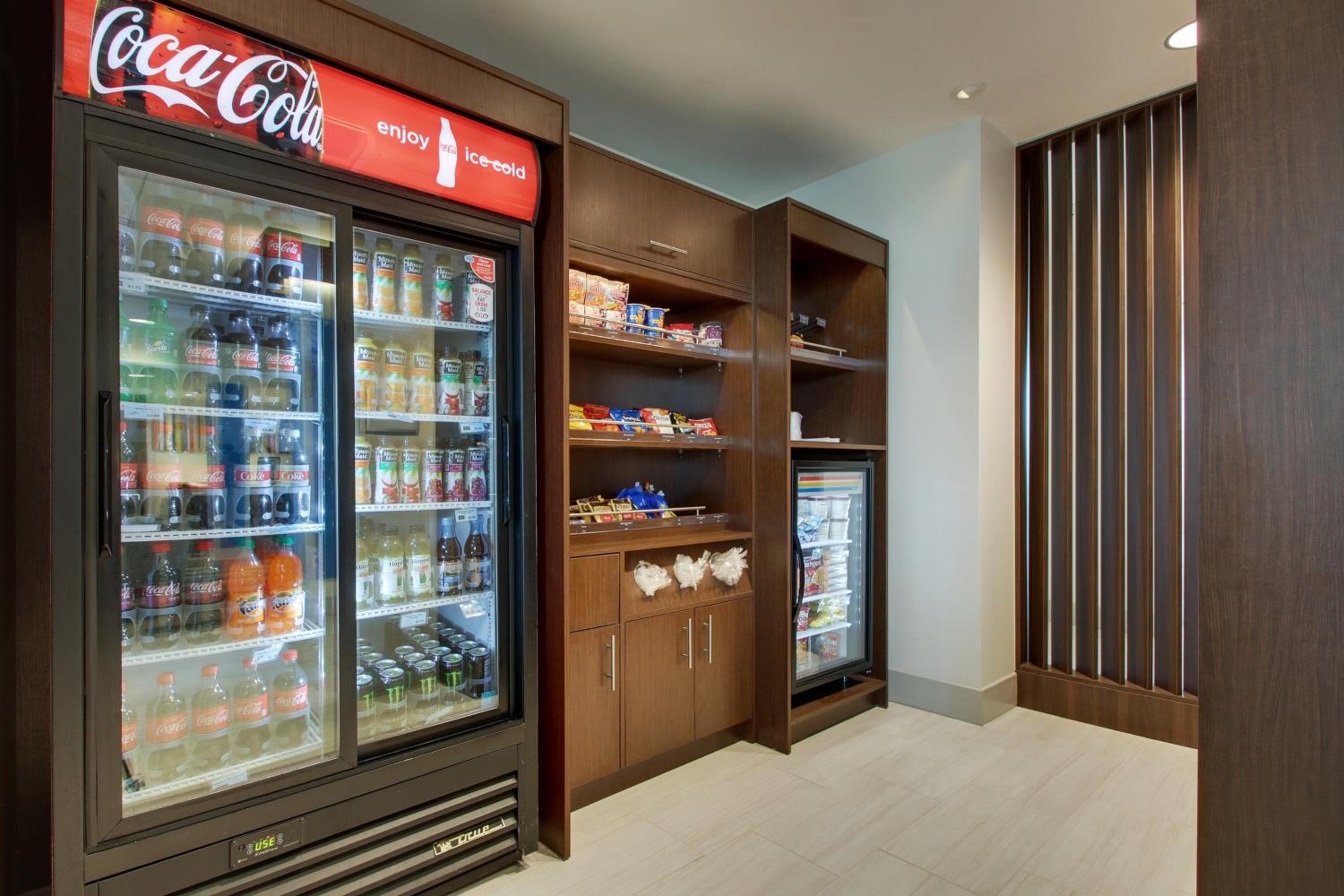 Holiday Inn Express & Suites - Elizabethtown North by IHG