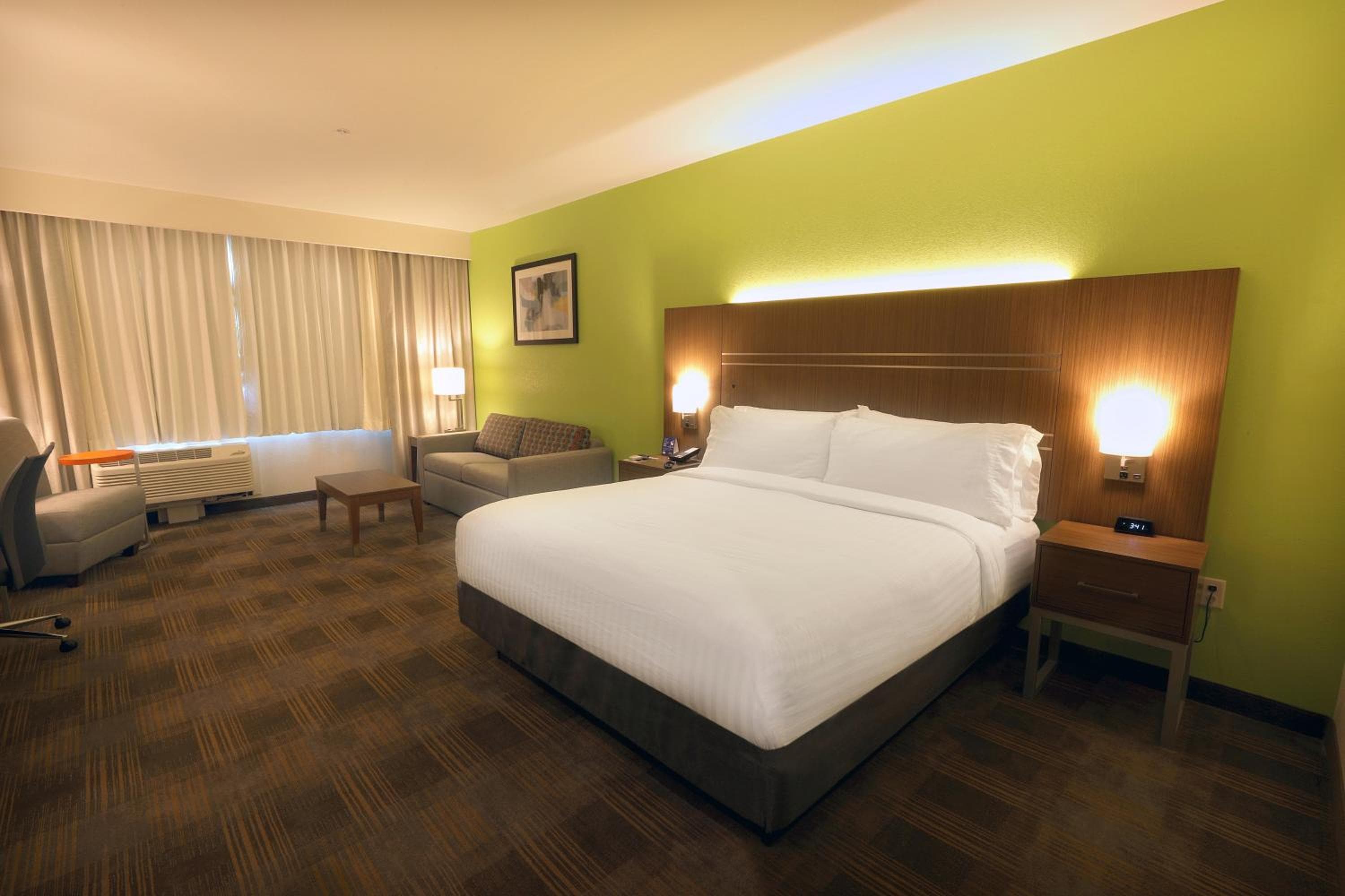 Holiday Inn Express & Suites - Dripping Springs - Austin Area by IHG