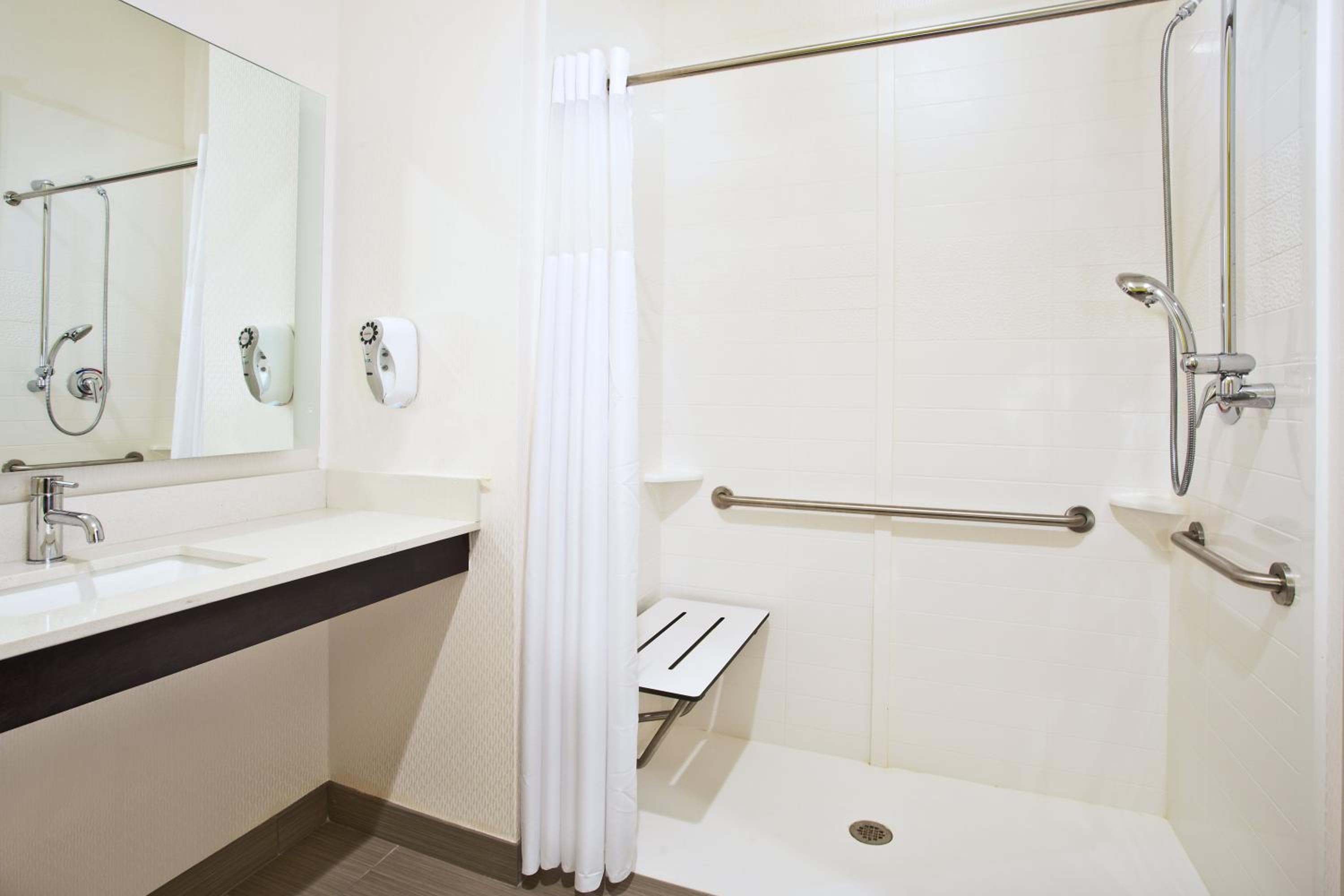 Holiday Inn Express Hotel & Suites Ann Arbor West by IHG