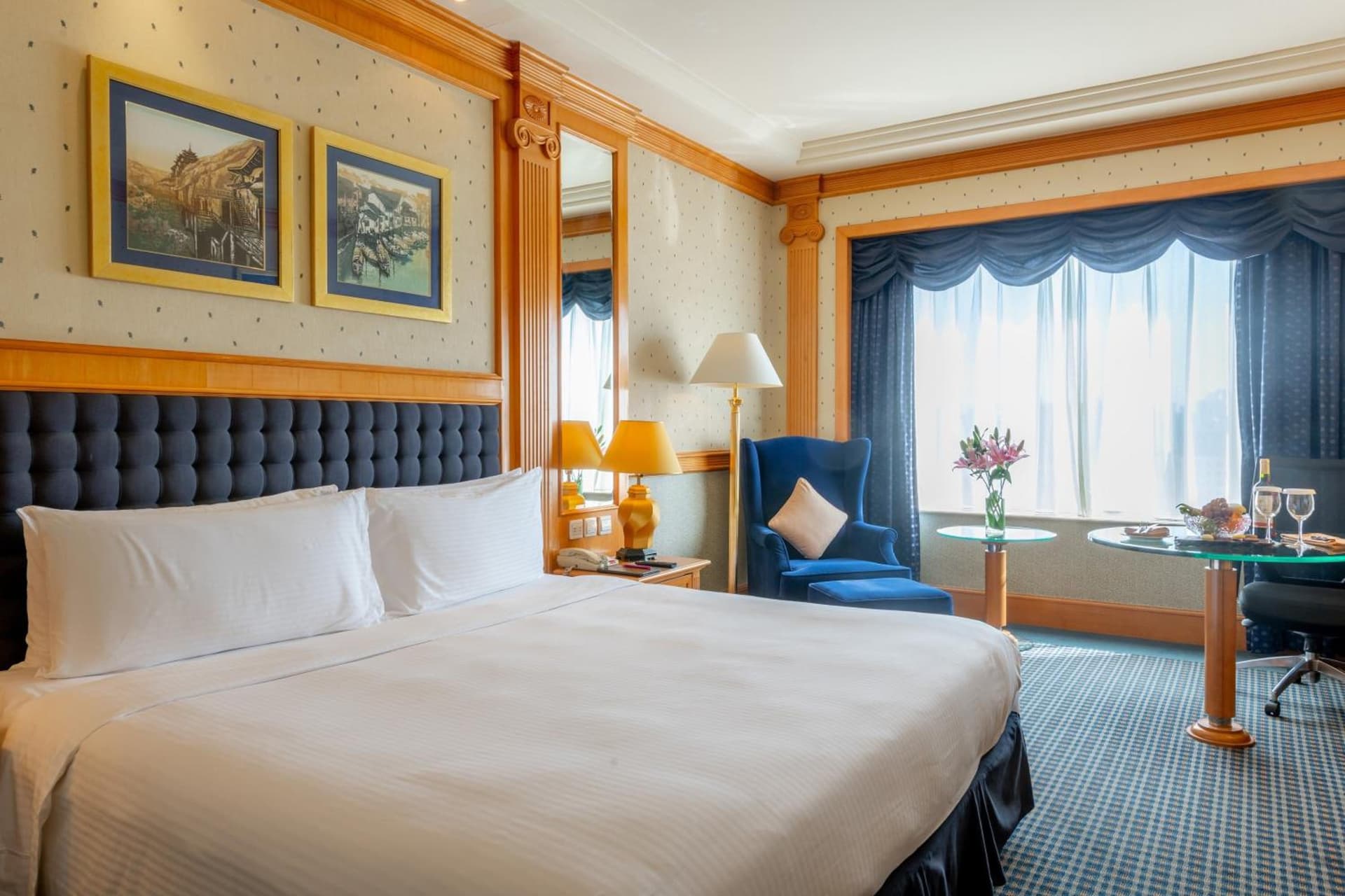 Crowne Plaza Shanghai by IHG