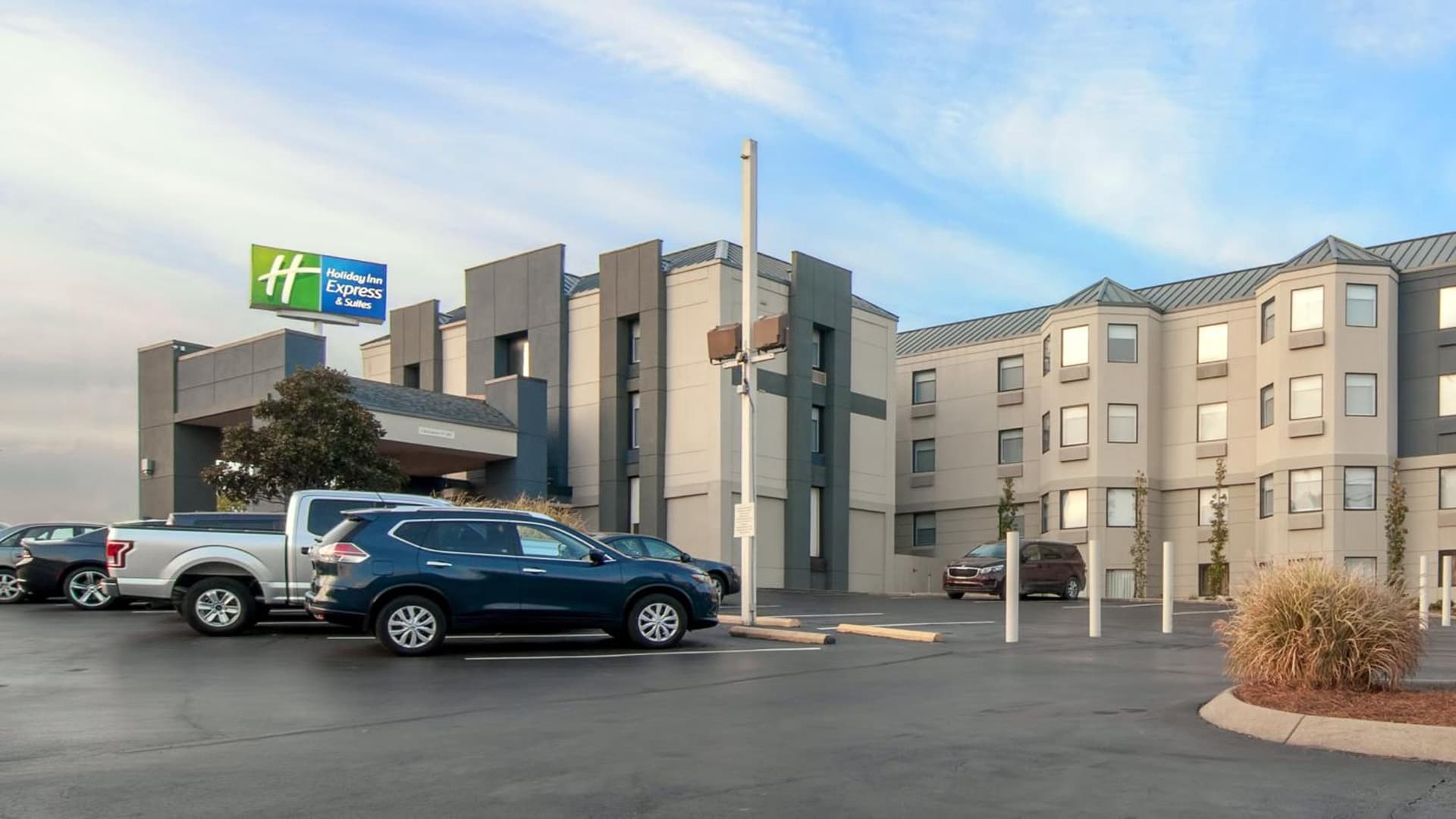 Holiday Inn Express & Suites Nashville-I-40 & I-24(Spence Lane) by IHG