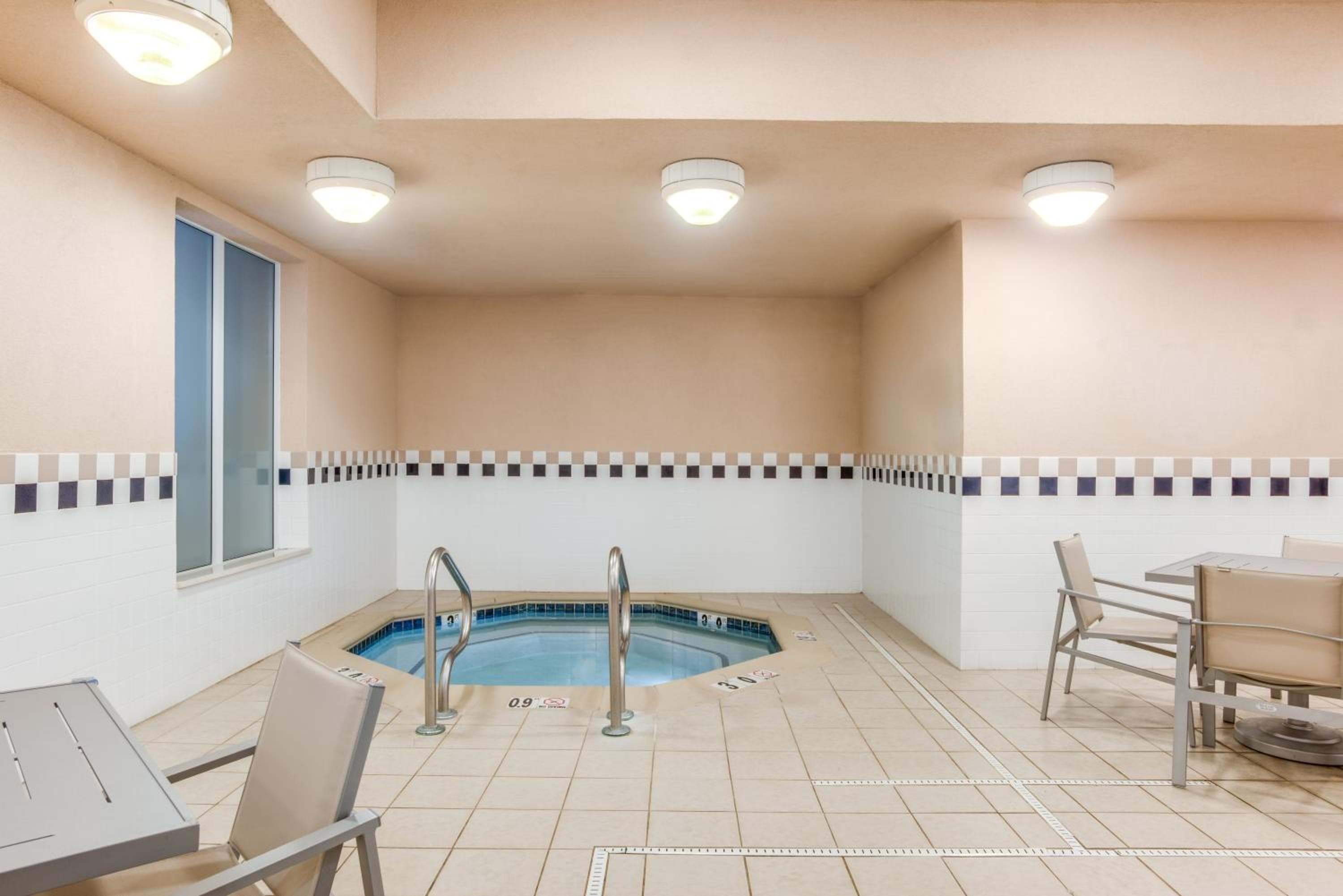 Holiday Inn Express Hotel & Suites Bethlehem by IHG