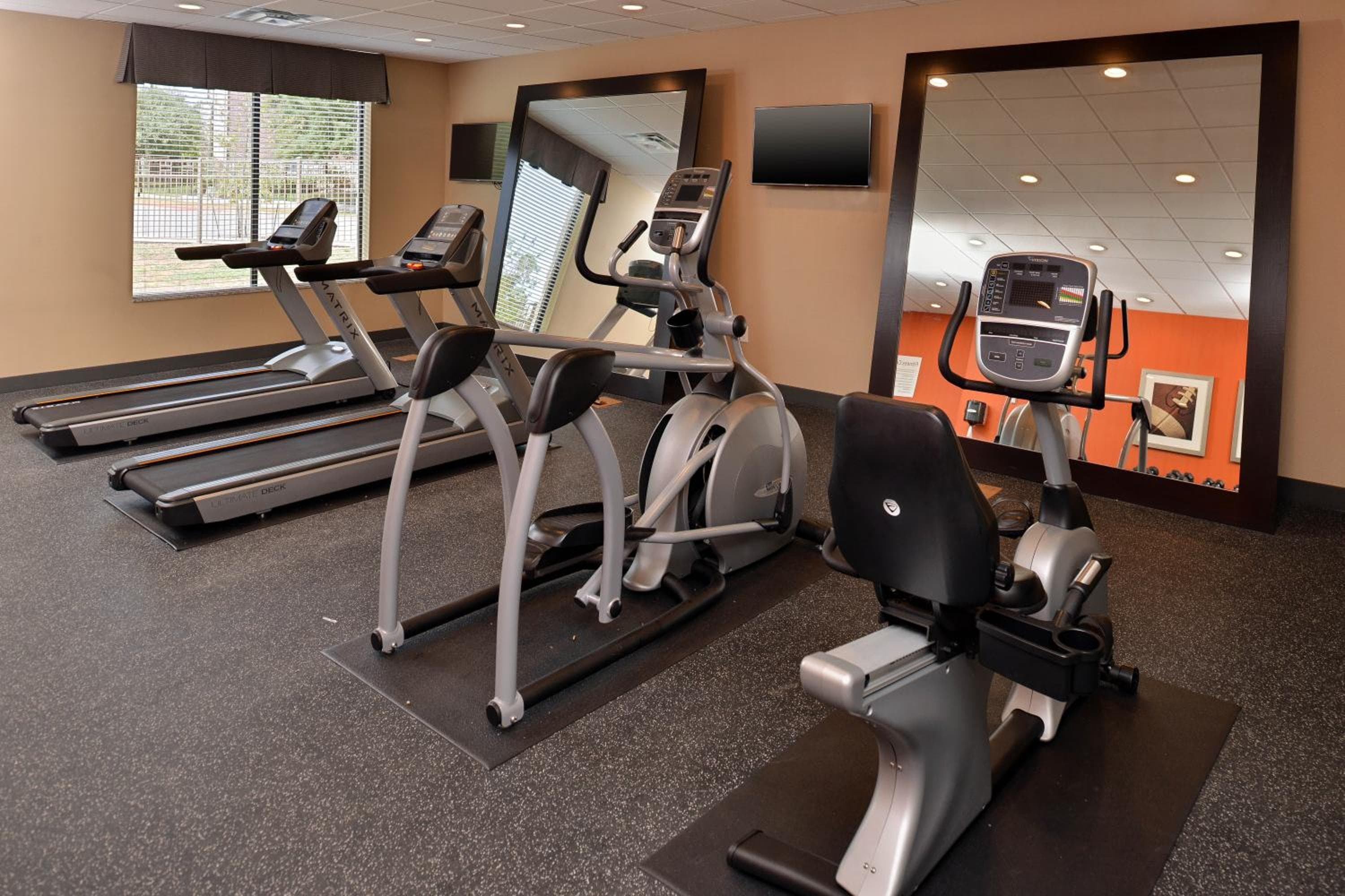 Holiday Inn Express & Suites Austin South by IHG