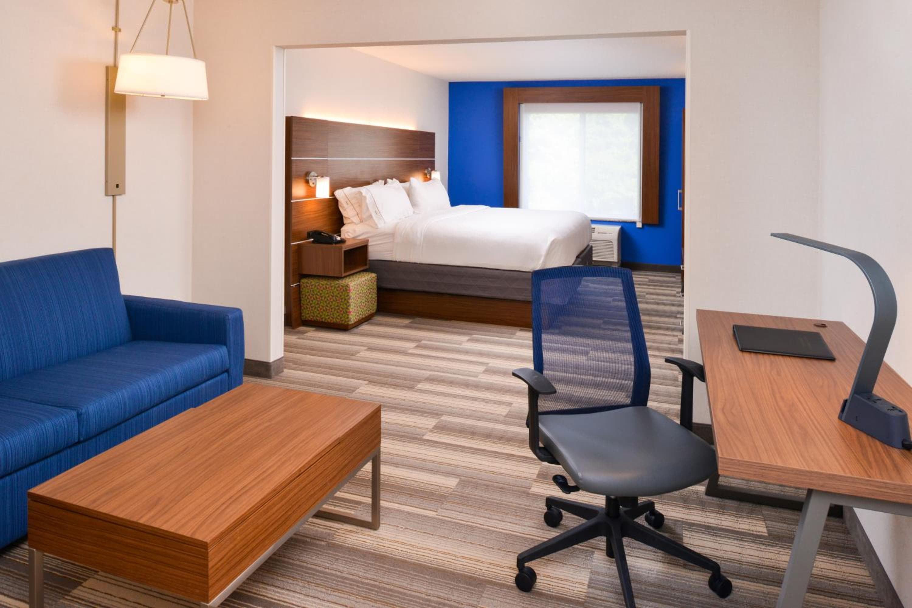 Holiday Inn Express Hotel & Suites Urbana-Champaign-U of I Area by IHG