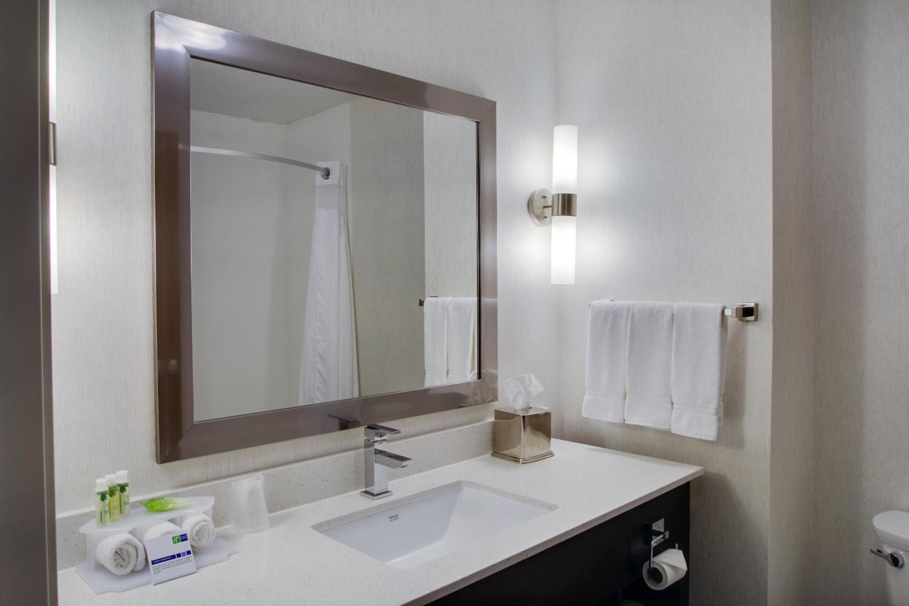 Holiday Inn Express Sidney by IHG