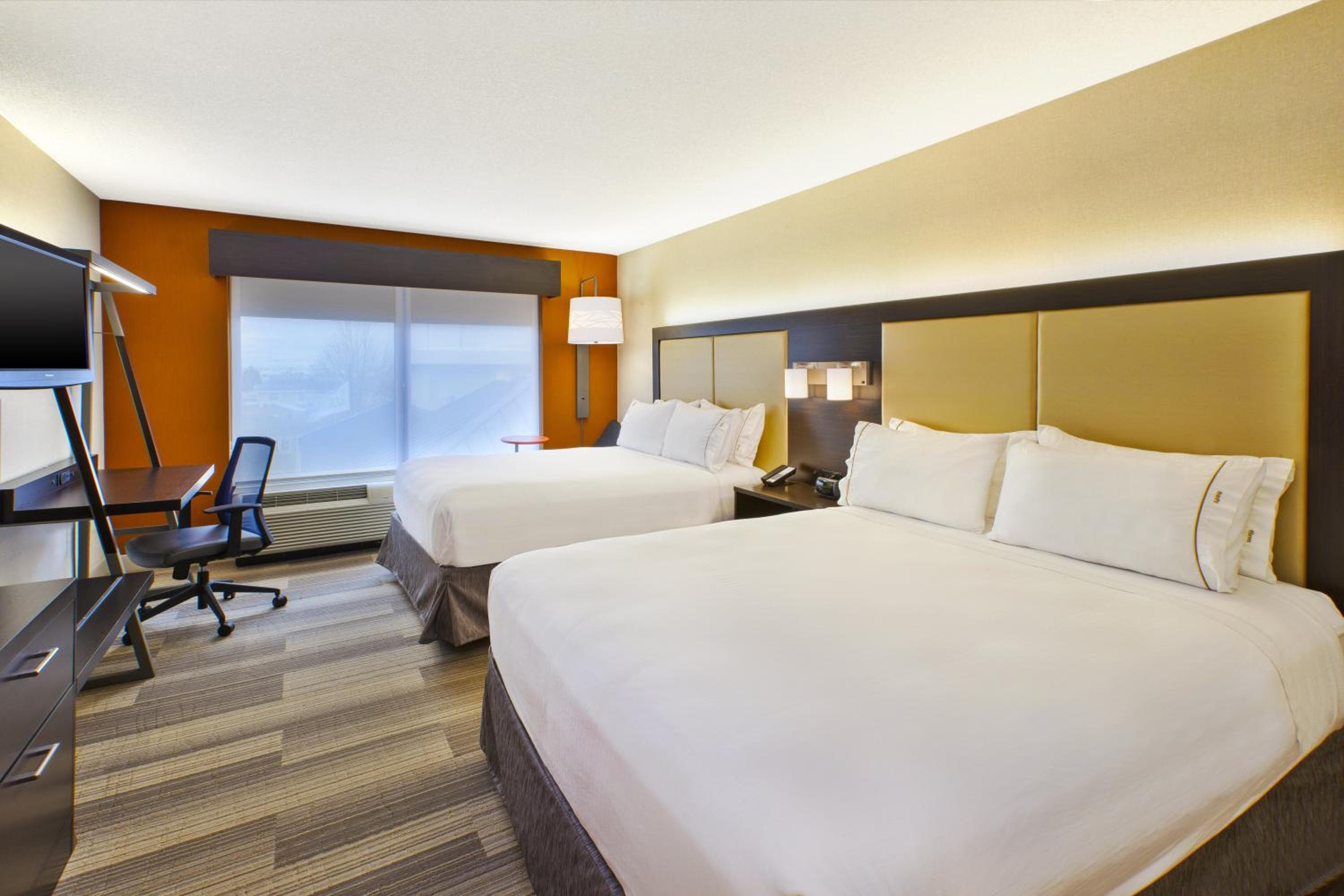 Holiday Inn Express & Suites Chicago-Midway Airport by IHG
