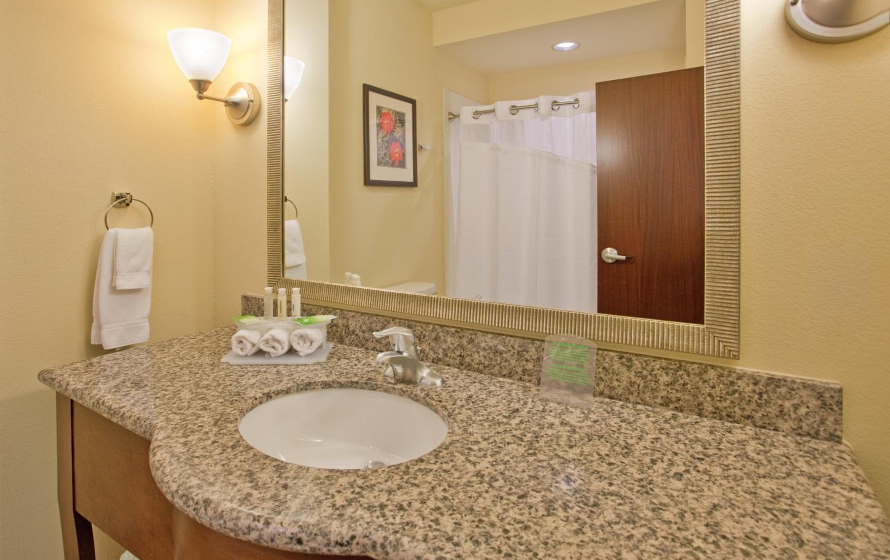 Holiday Inn Express & Suites Gallup East by IHG