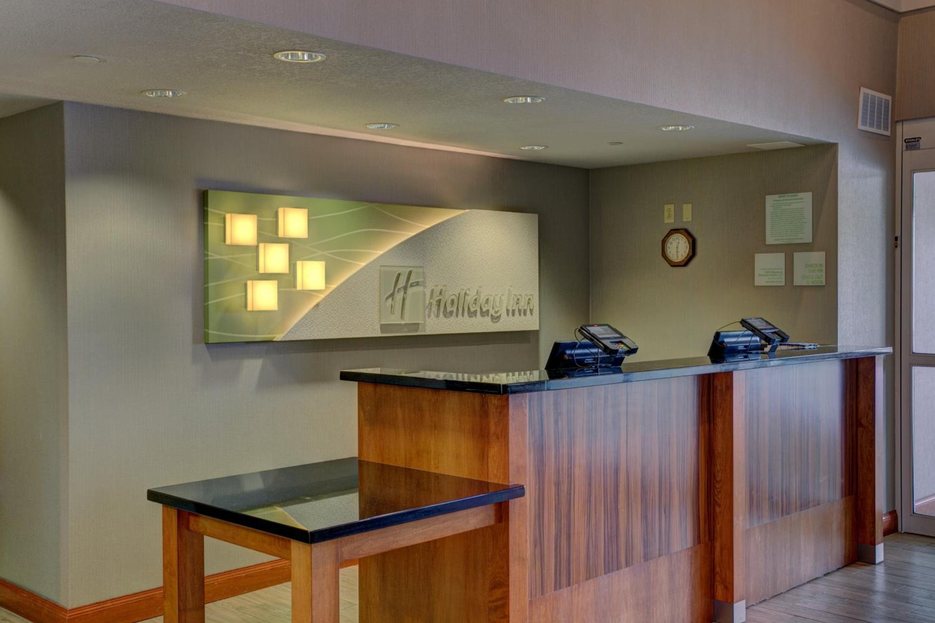 Holiday Inn Milwaukee Airport by IHG