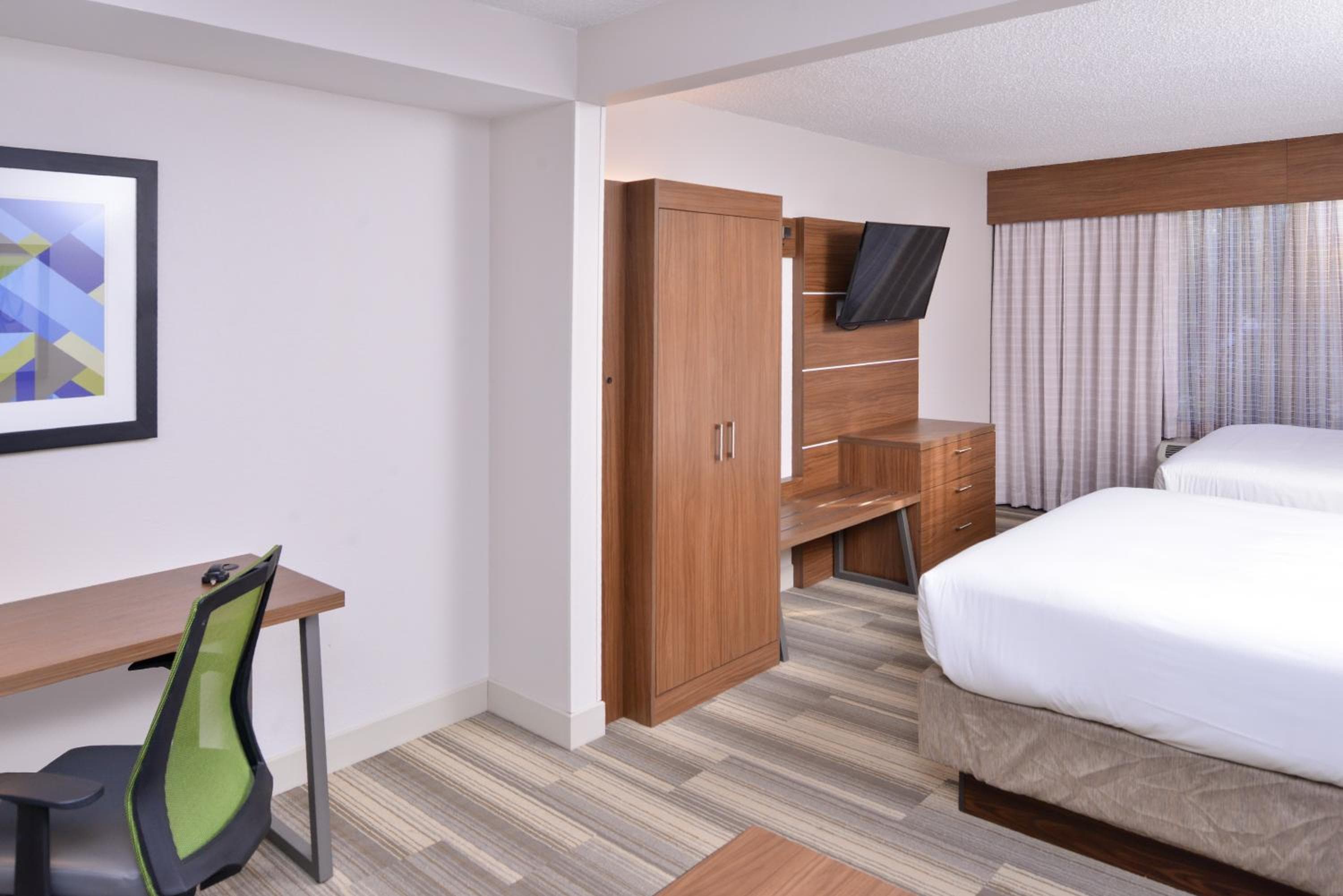 Holiday Inn Express & Suites Indianapolis Dtn-Conv Ctr Area by IHG