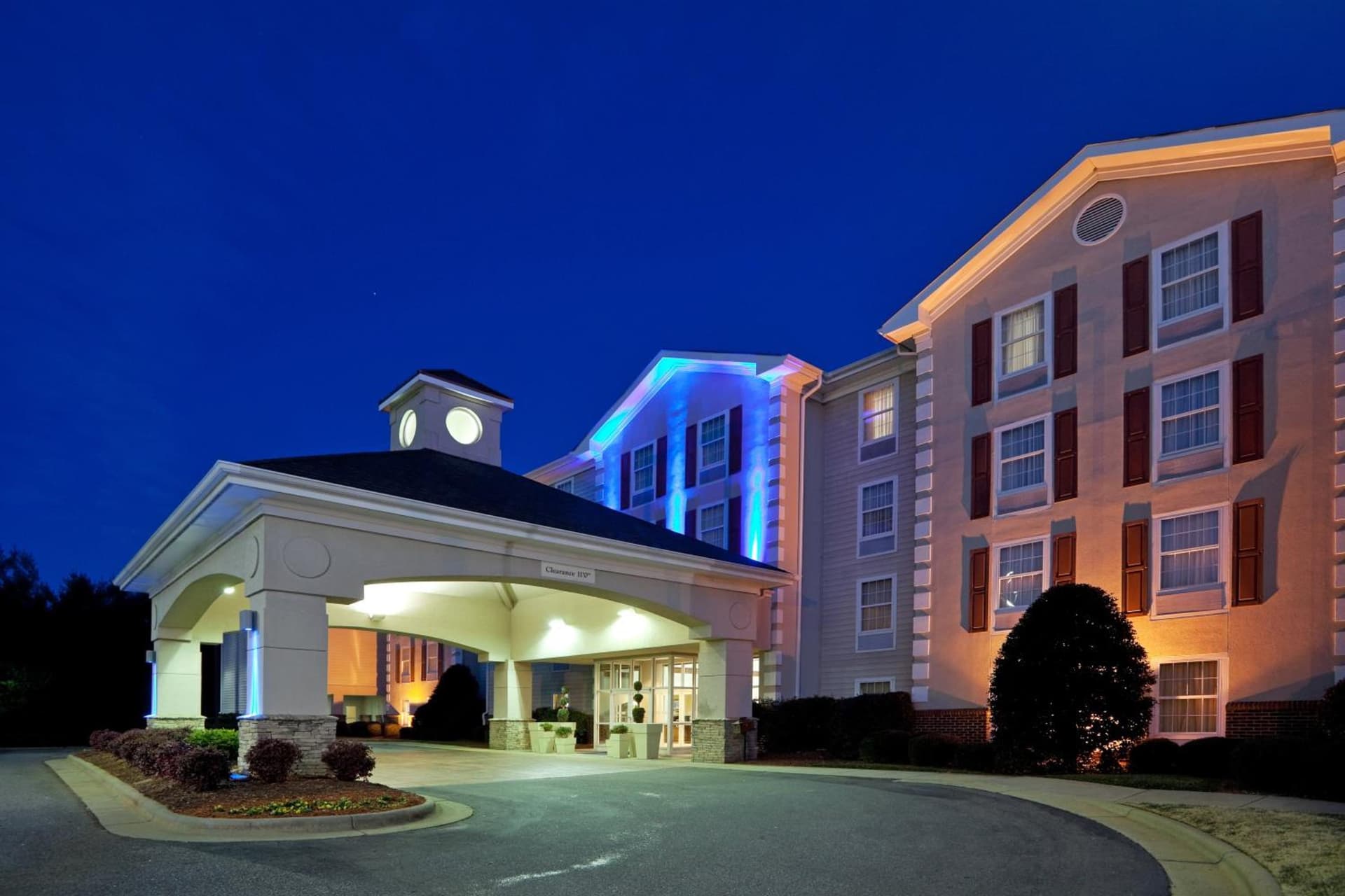 Holiday Inn Express Hotel & Suites Conover - Hickory Area by IHG