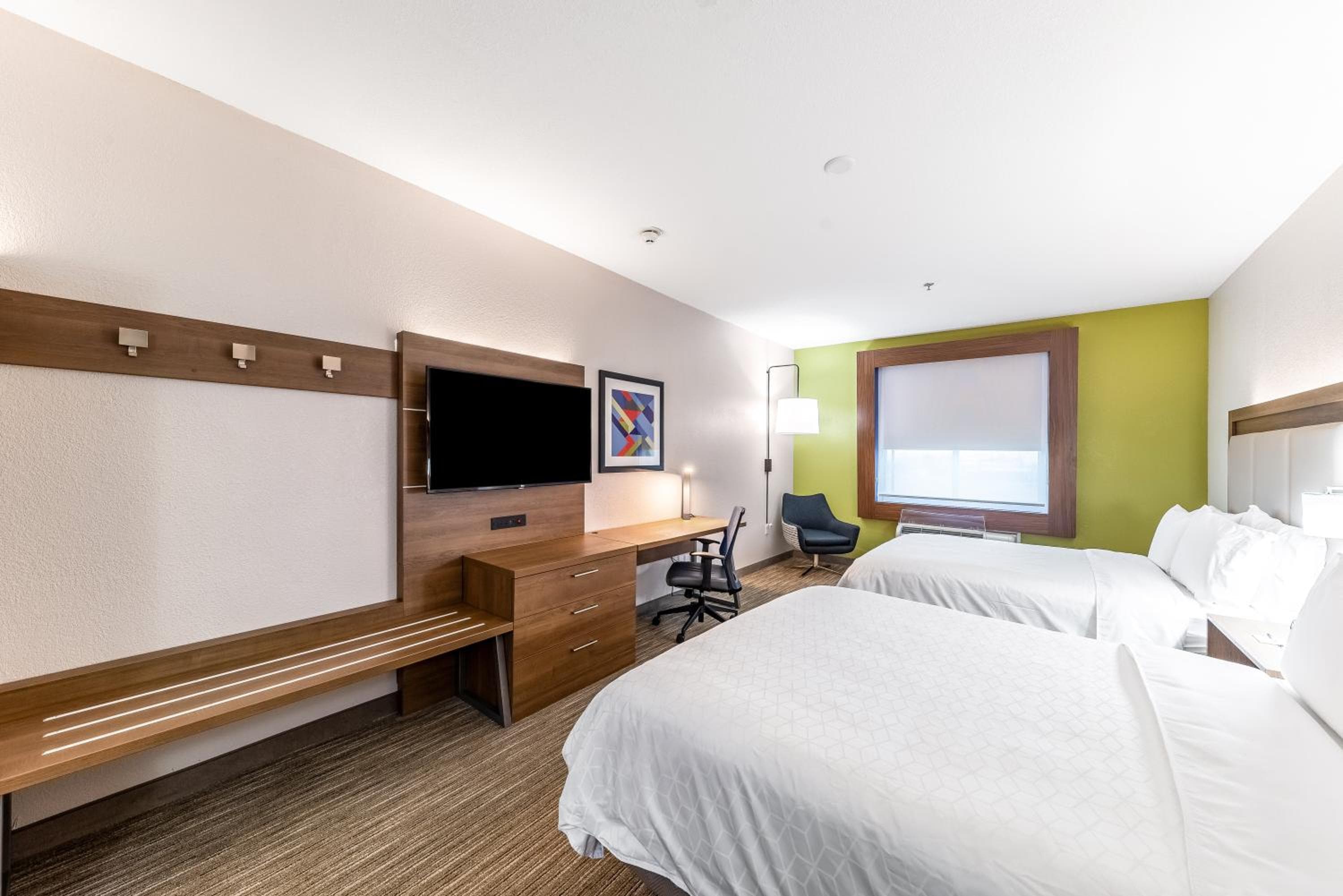 Holiday Inn Express & Suites Fort Worth - Fossil Creek by IHG