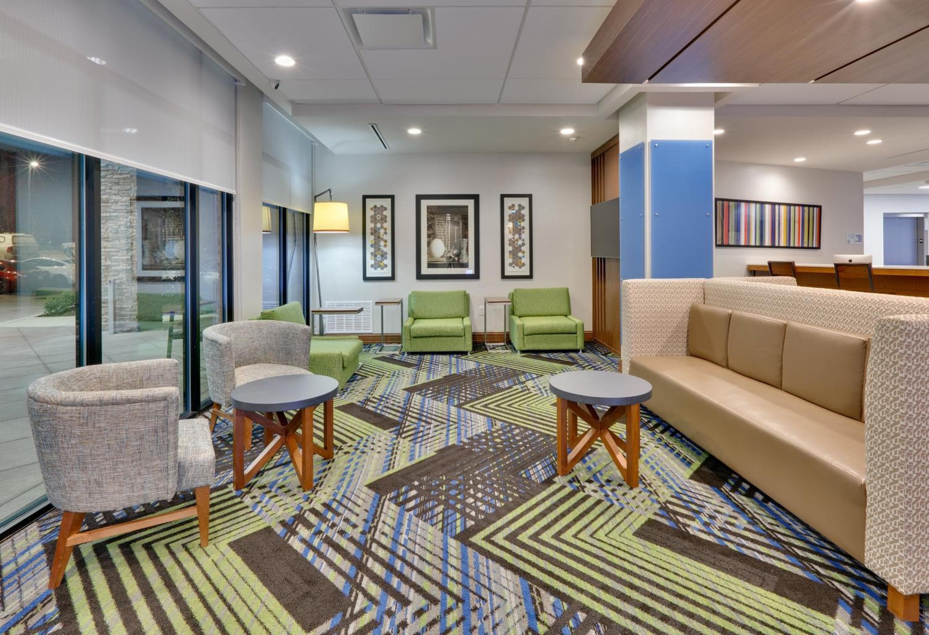 Holiday Inn Express & Suites Fort Worth North - Northlake by IHG
