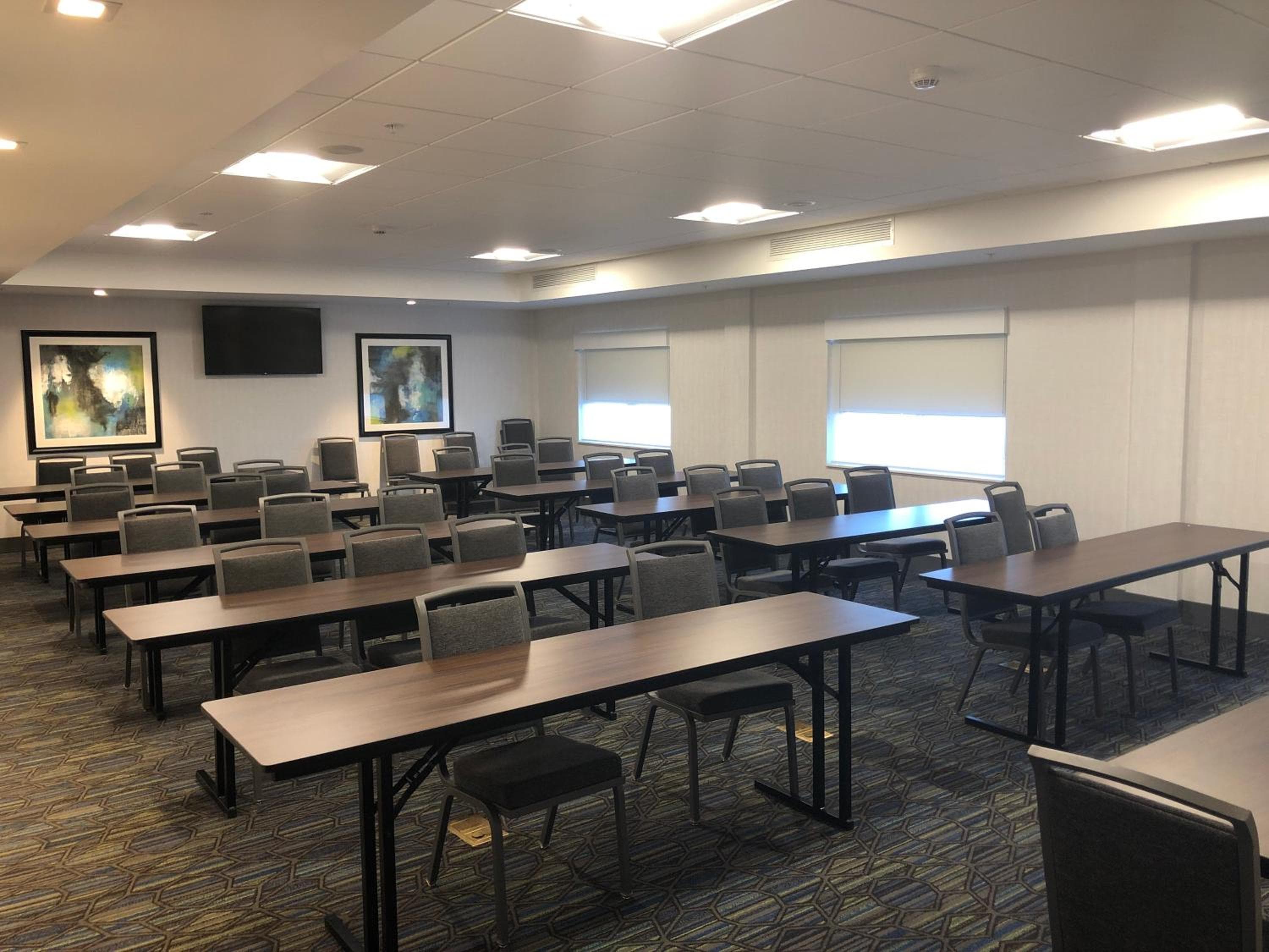 Holiday Inn Express & Suites - Jacksonville W - I295 and I10 by IHG