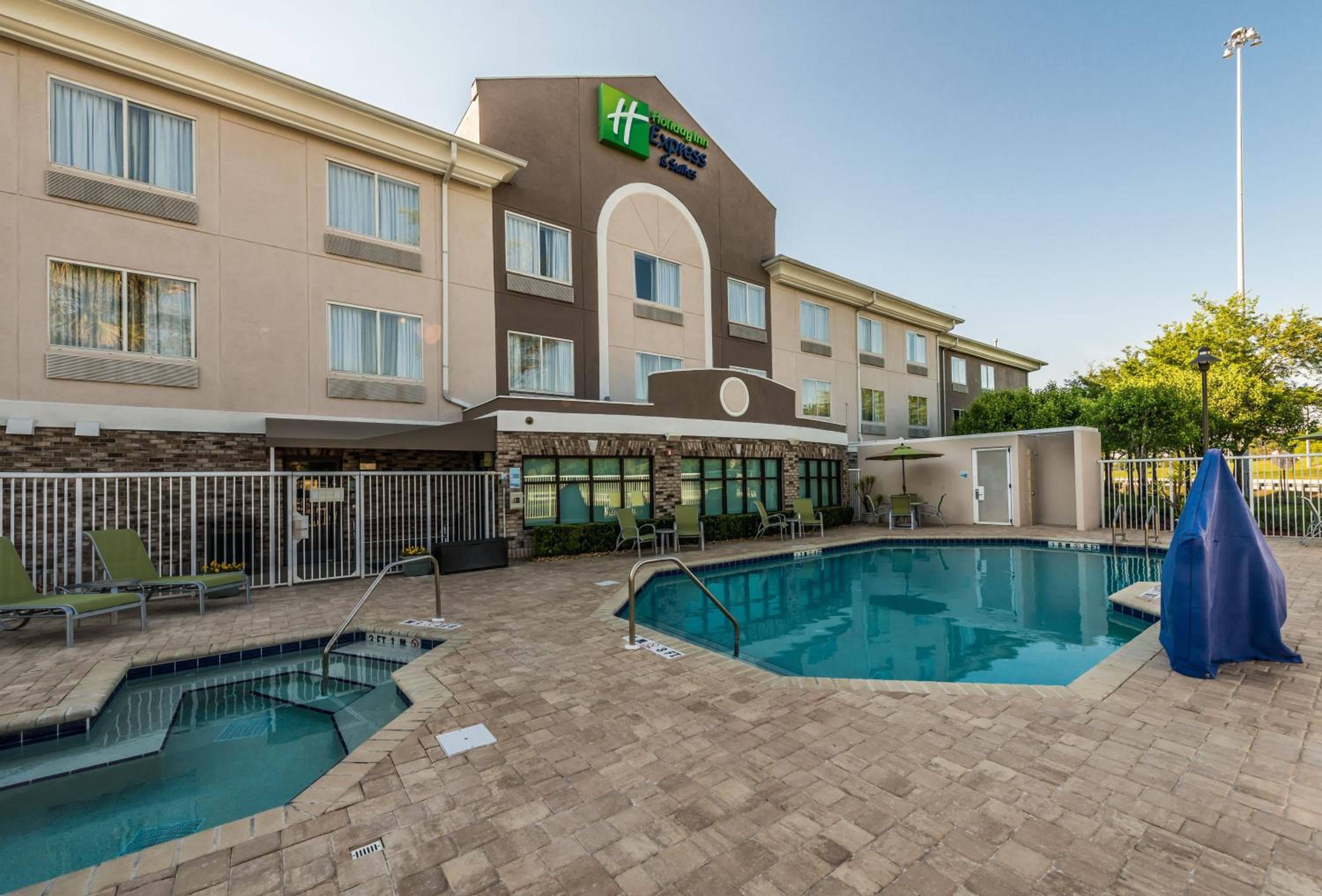 Holiday Inn Express Hotel & Suites Jacksonville-Blount Island by IHG