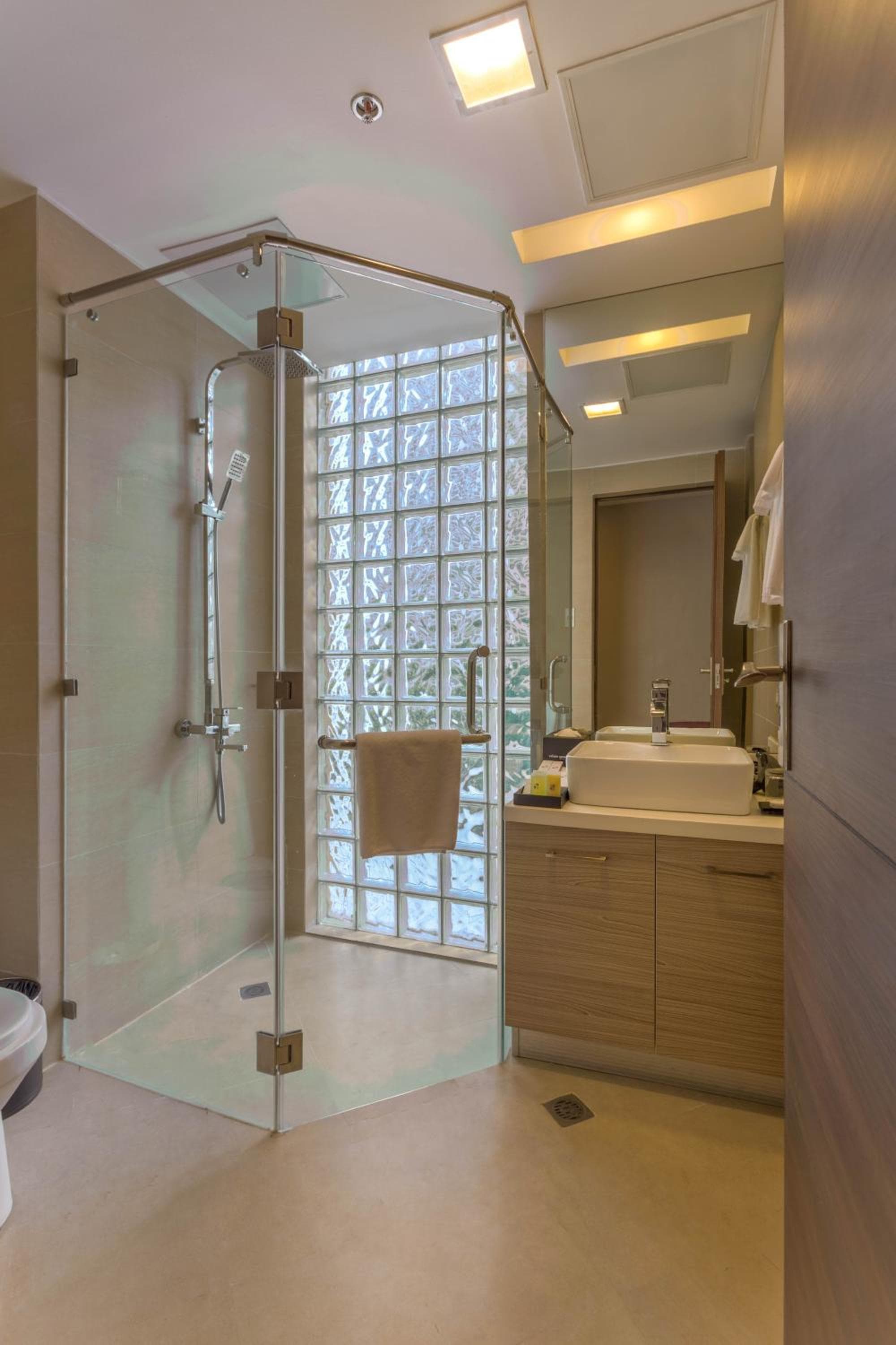 Valero Grand Suites by Swiss-Belhotel
