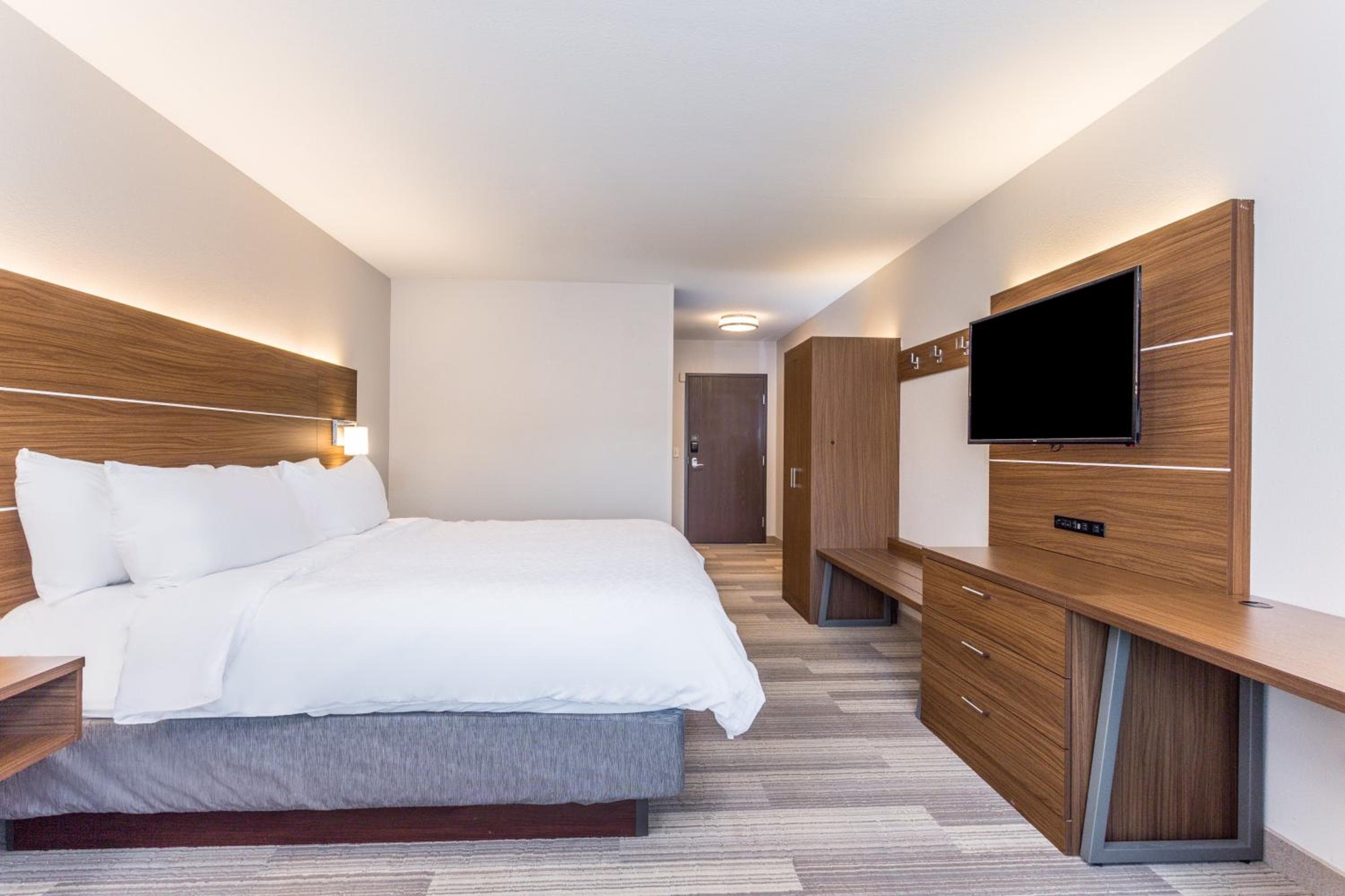 Holiday Inn Express Hotel & Suites Eau Claire North by IHG