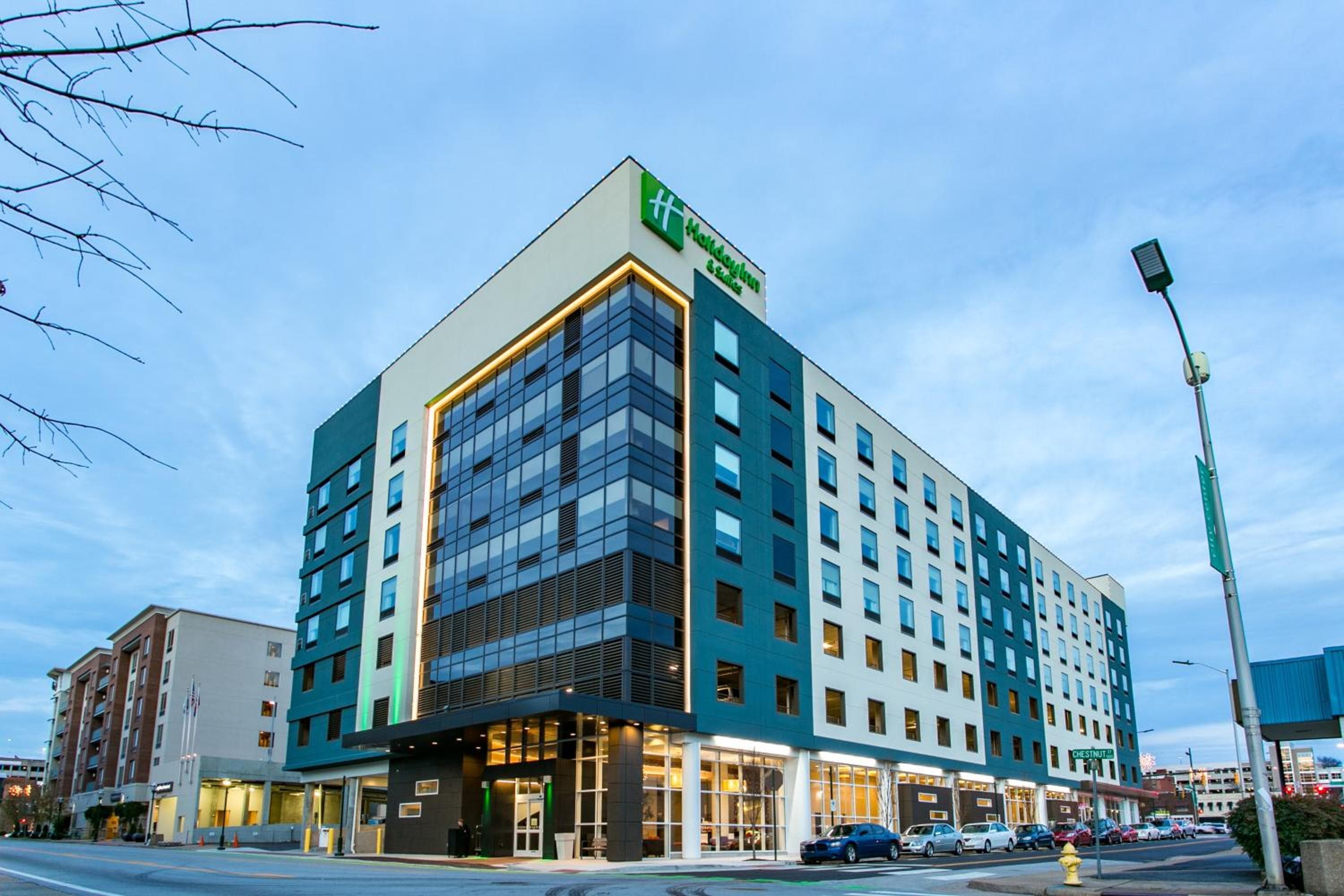 Holiday Inn & Suites Chattanooga Downtown by IHG