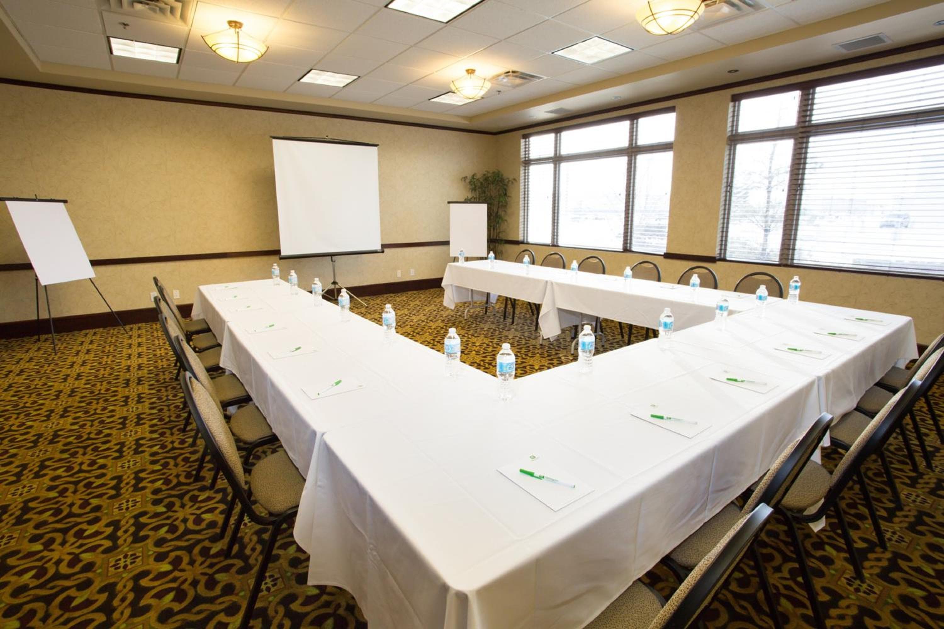 Holiday Inn Hotel & Suites-West Edmonton by IHG