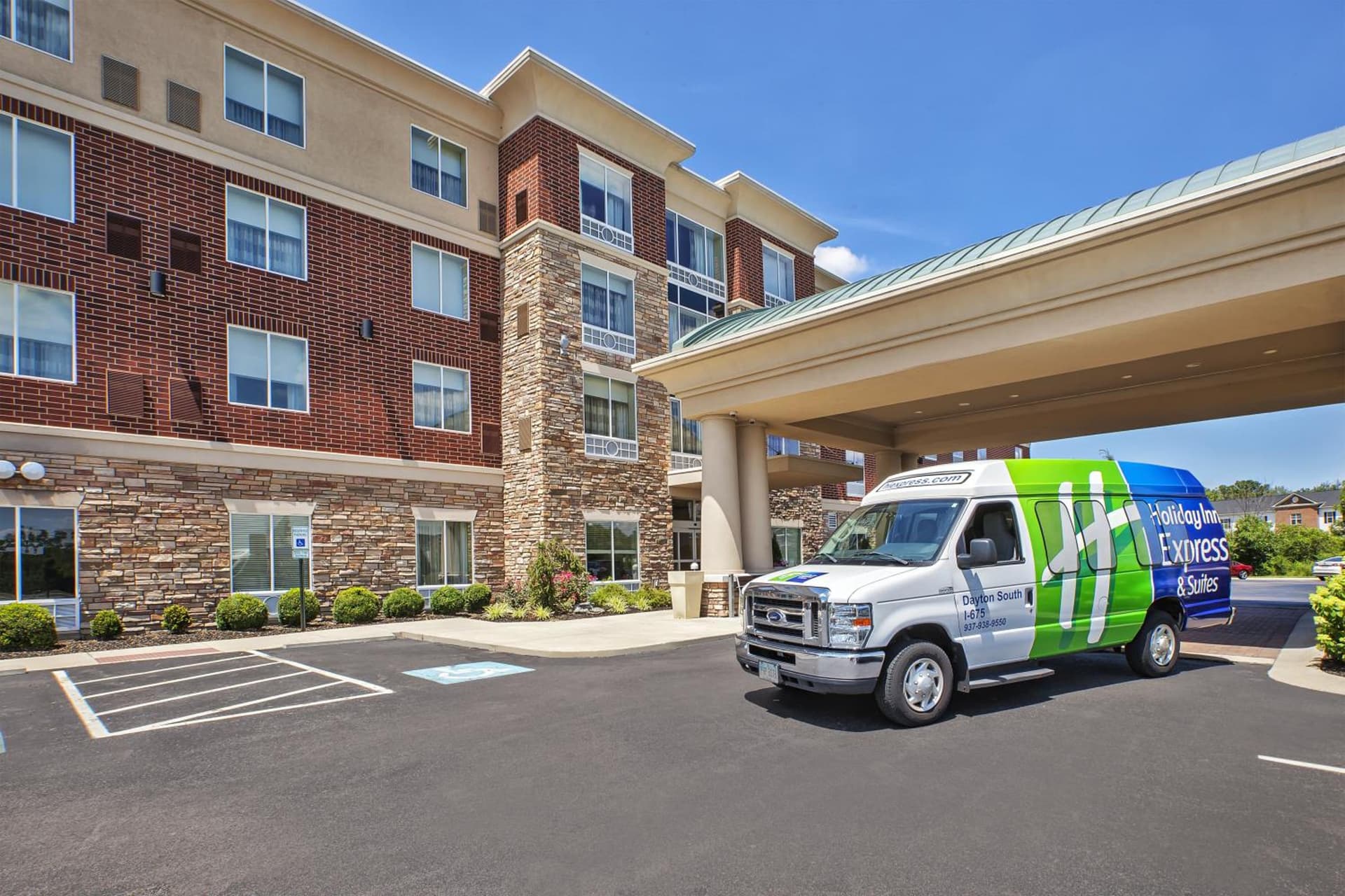 Holiday Inn Express & Suites Dayton South - I-675 by IHG
