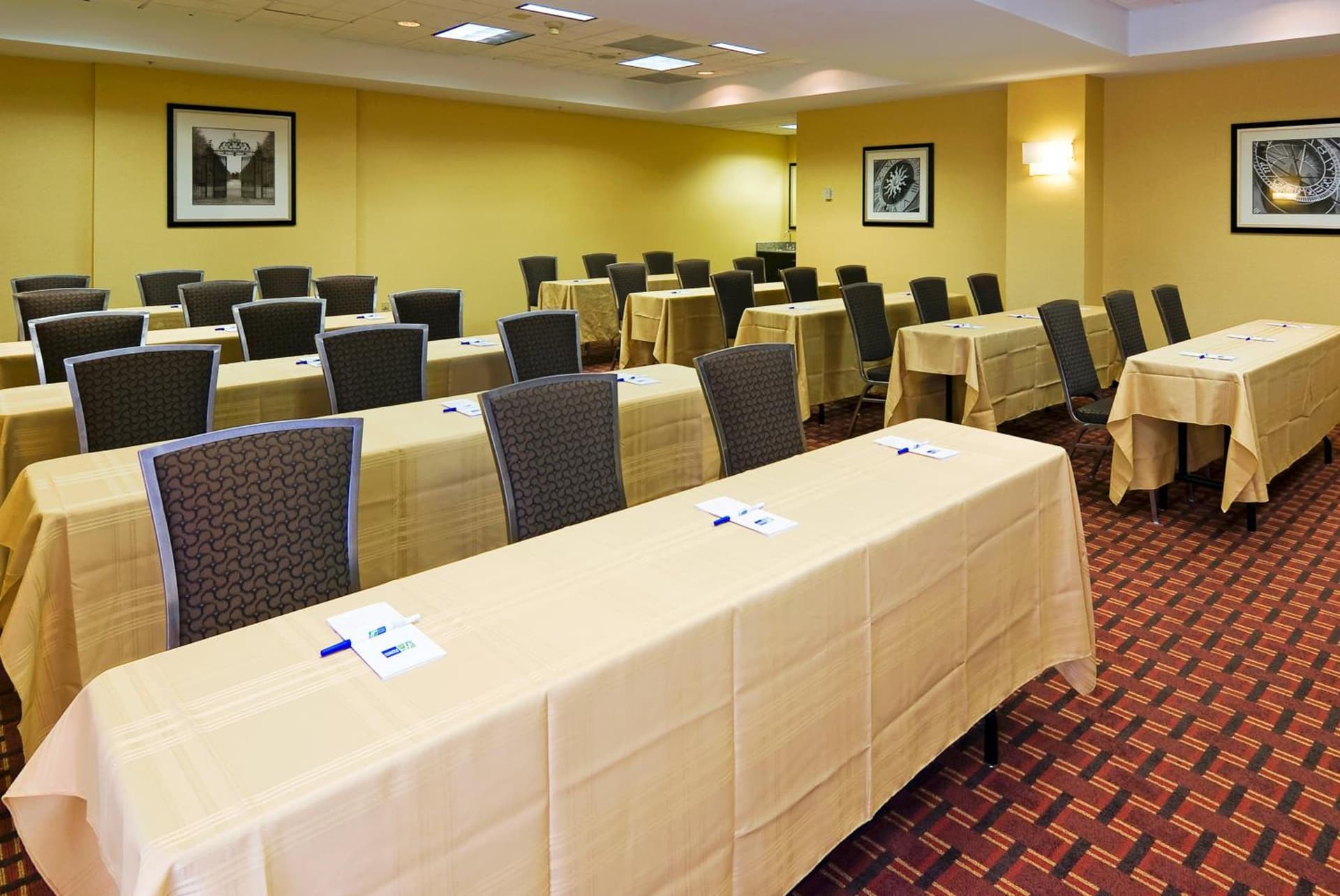 Holiday Inn Express Hotel & Suites Kendall East-Miami by IHG