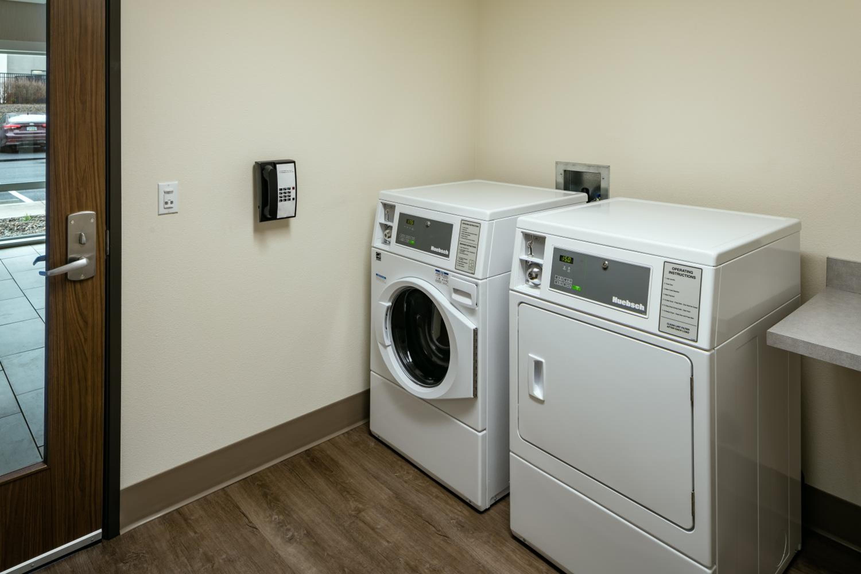 Holiday Inn Express & Suites - Medford by IHG
