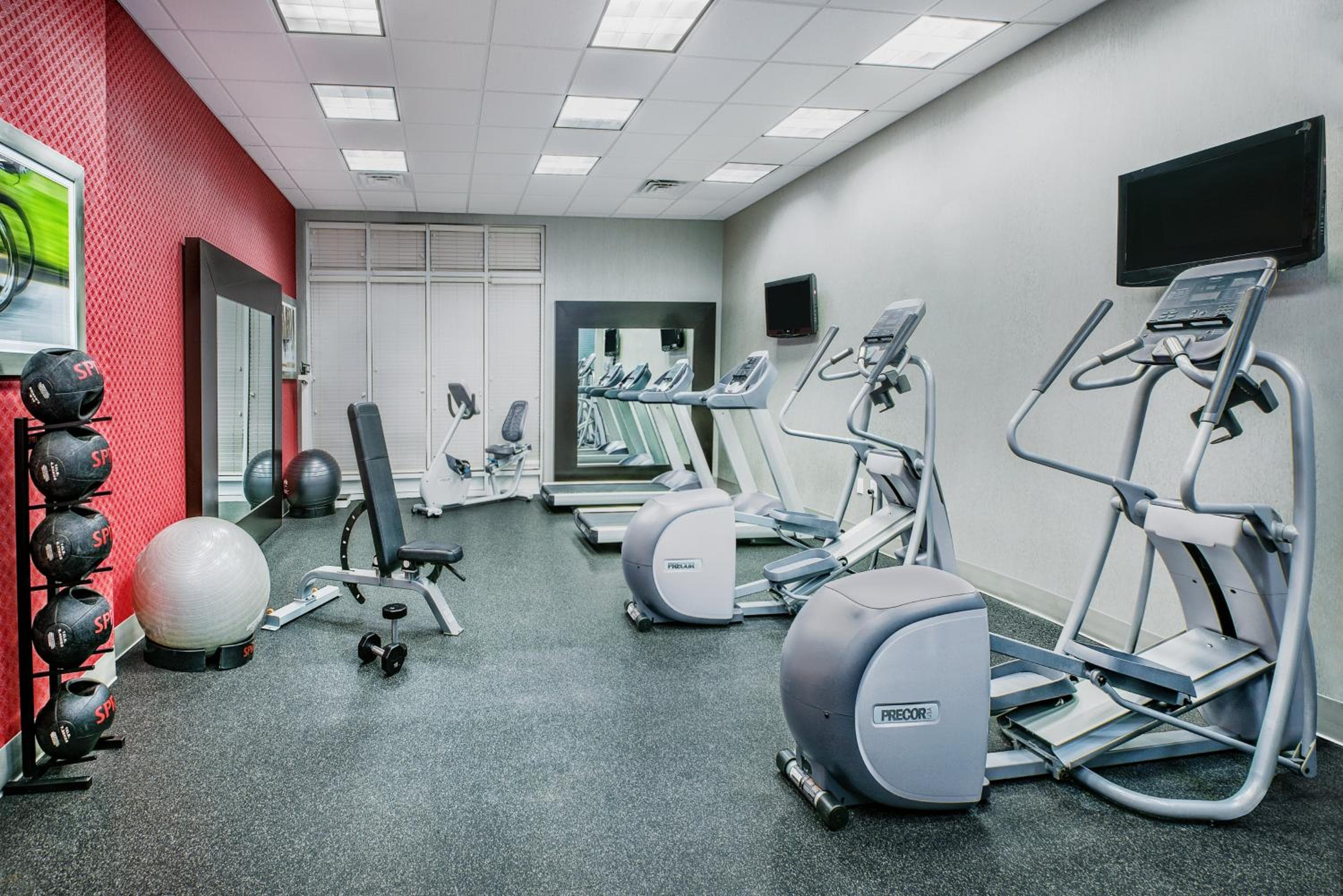Holiday Inn & Suites College Station-Aggieland by IHG