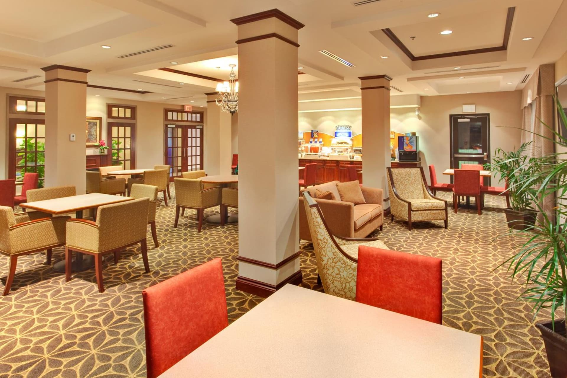 Holiday Inn Express Hotel & Suites Brockville by IHG