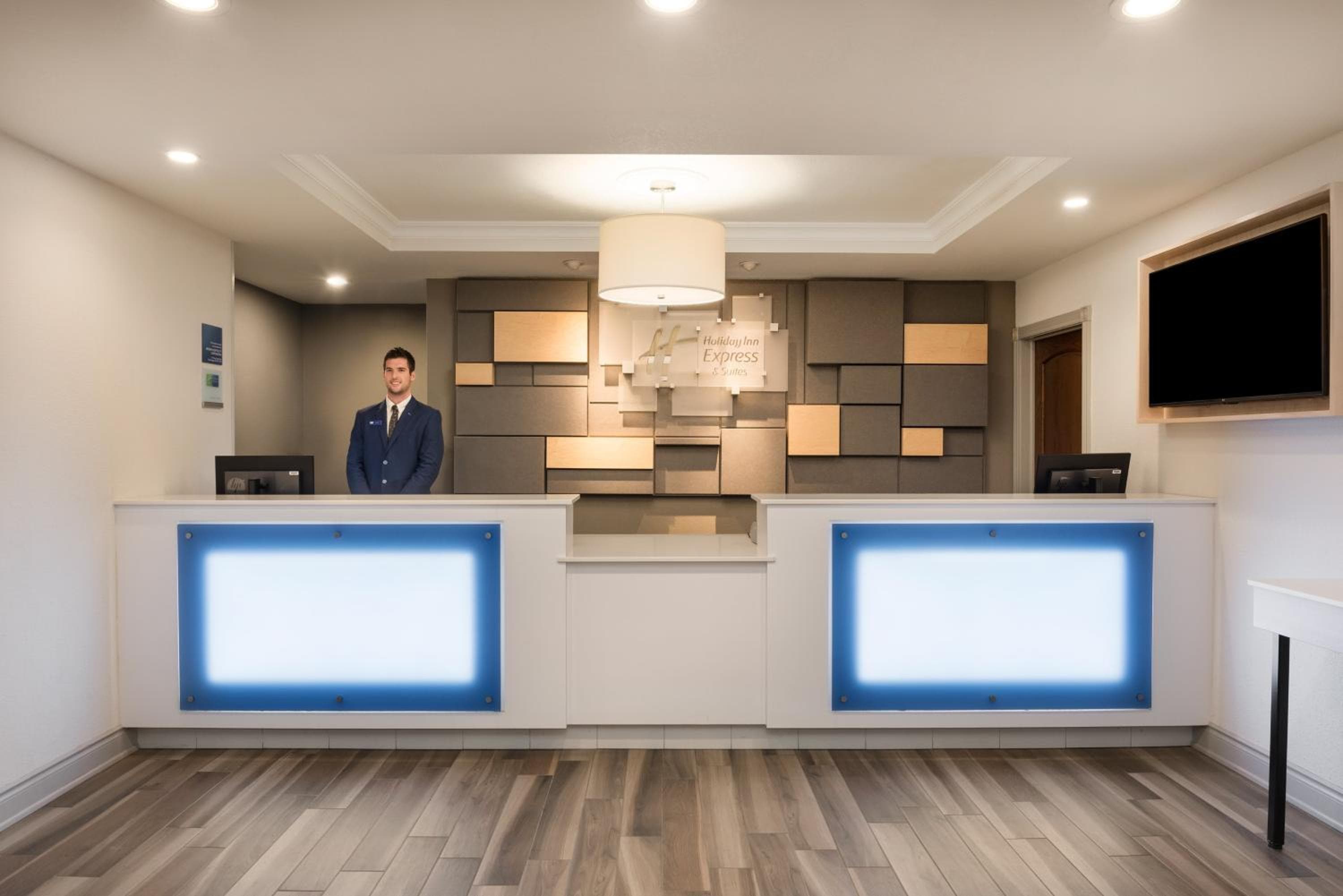 Best Western Plus 1000 Islands Hotel & Suites- Newly Renovated