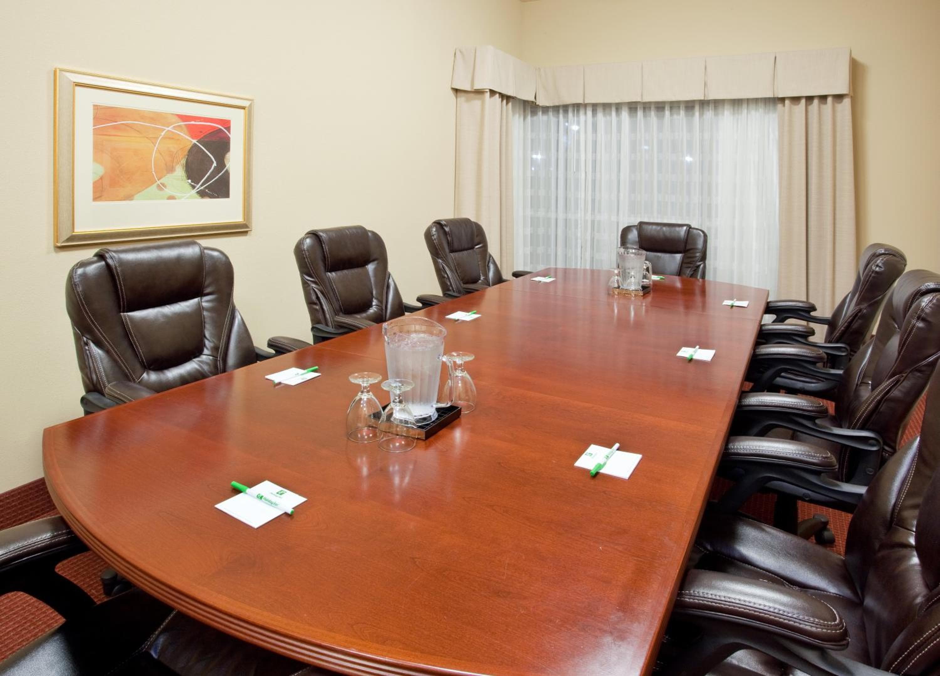 Holiday Inn & Suites Oakland - Airport by IHG