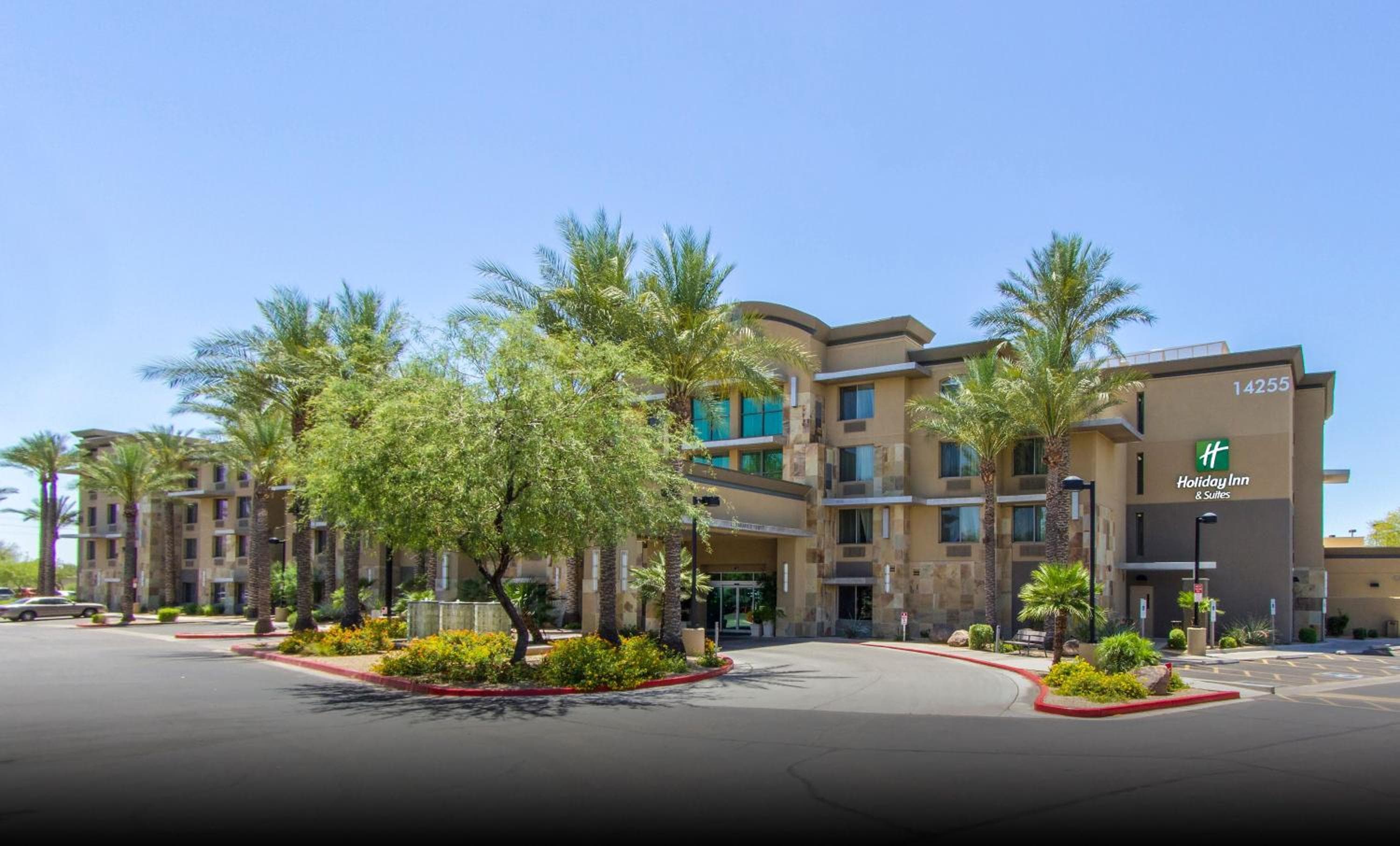 Holiday Inn & Suites Scottsdale North - Airpark by IHG
