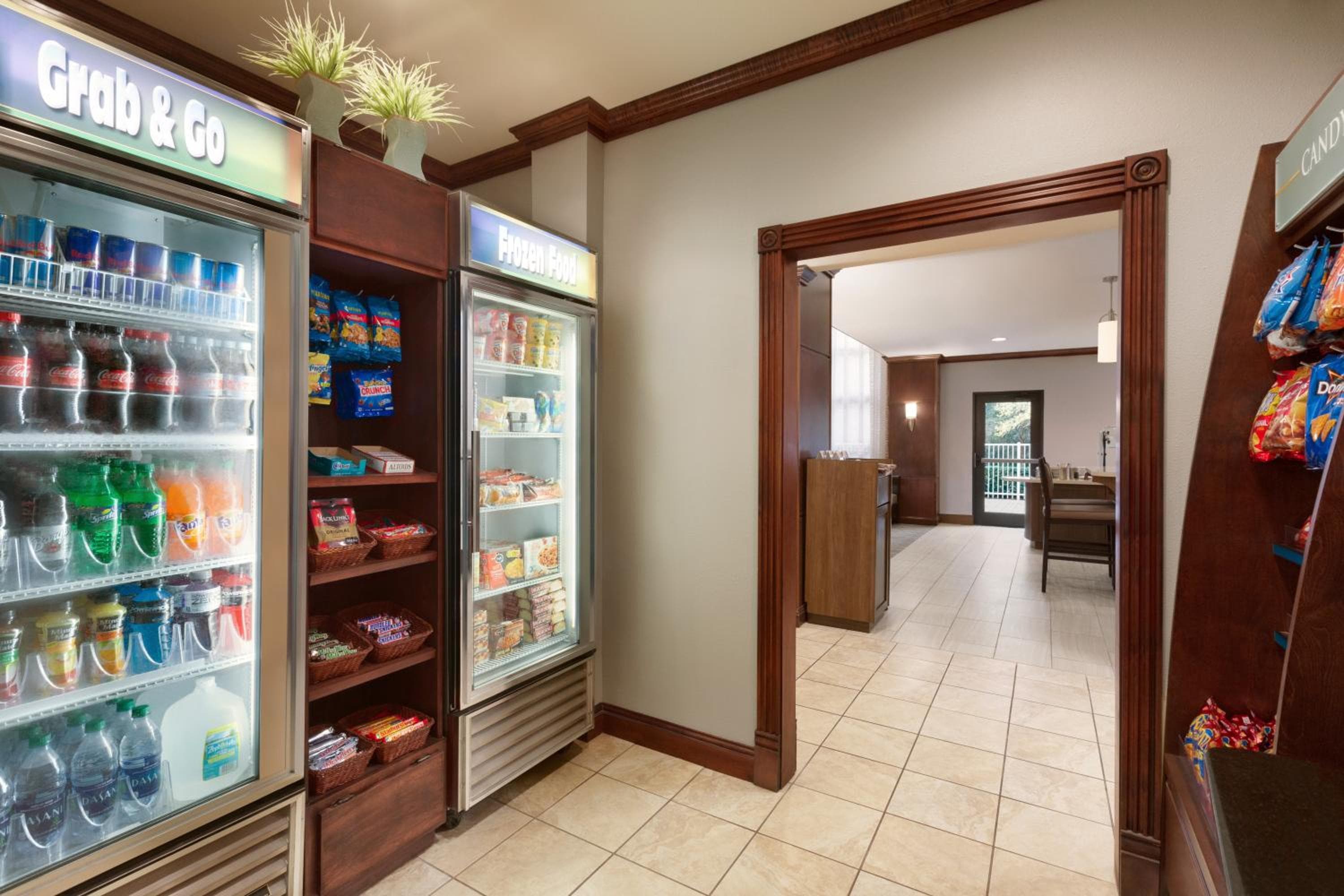 Staybridge Suites Tampa East- Brandon by IHG