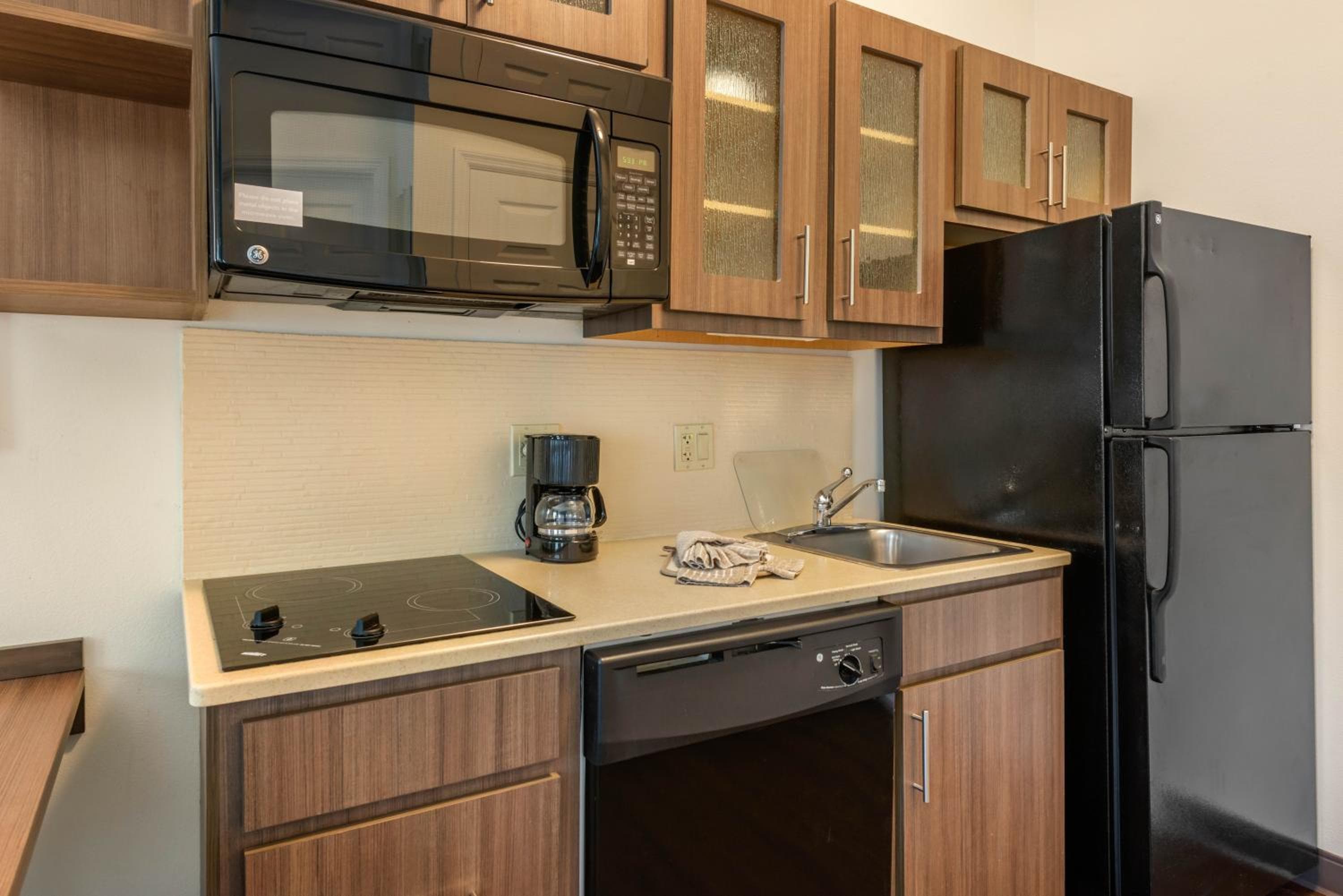 Candlewood Suites Fort Myers/Sanibel Gateway by IHG