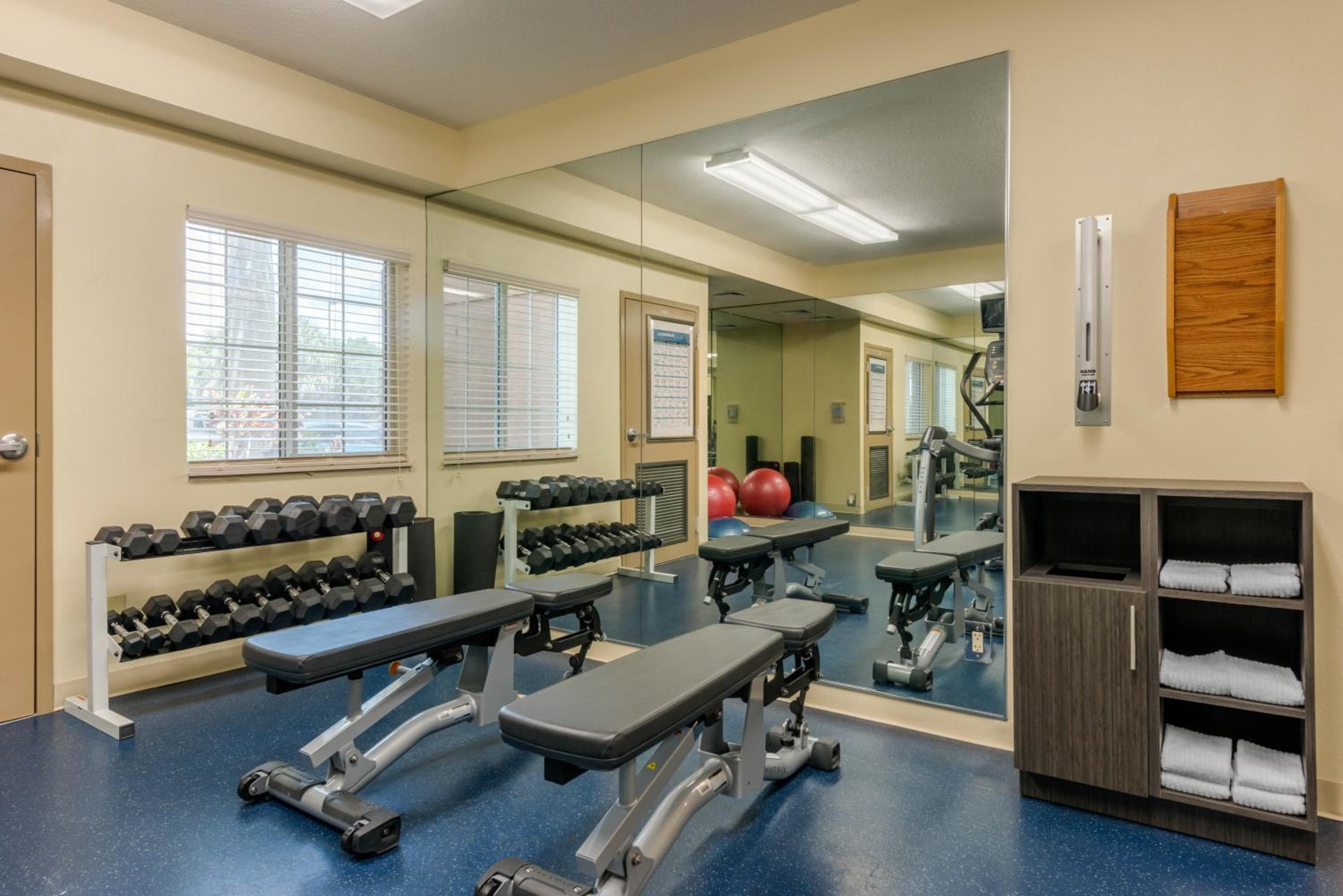 Candlewood Suites Fort Myers/Sanibel Gateway by IHG