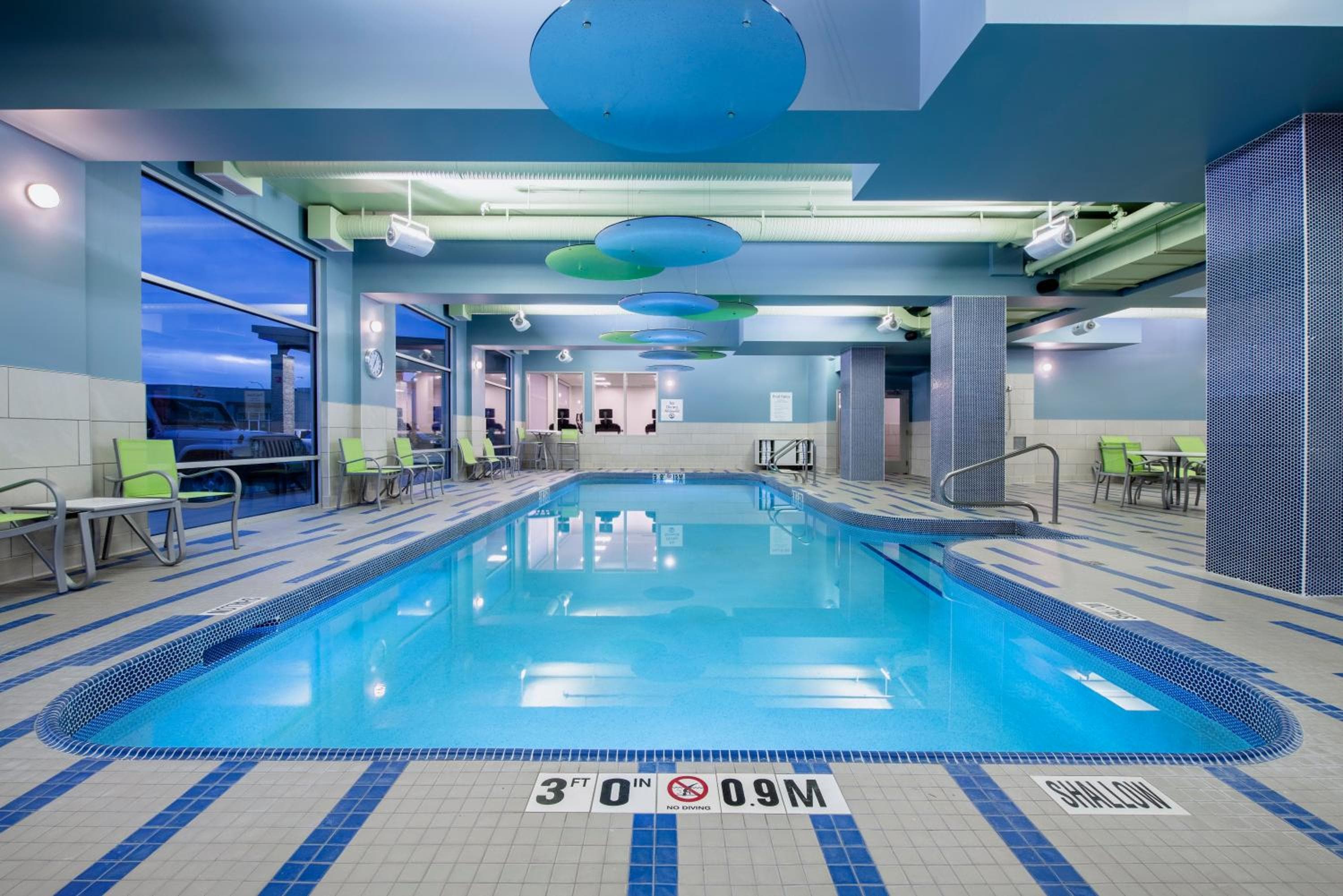 Holiday Inn Express & Suites Kelowna - East by IHG