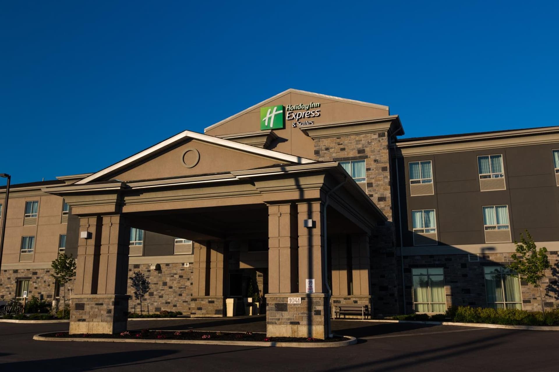 Holiday Inn Express Thunder Bay by IHG