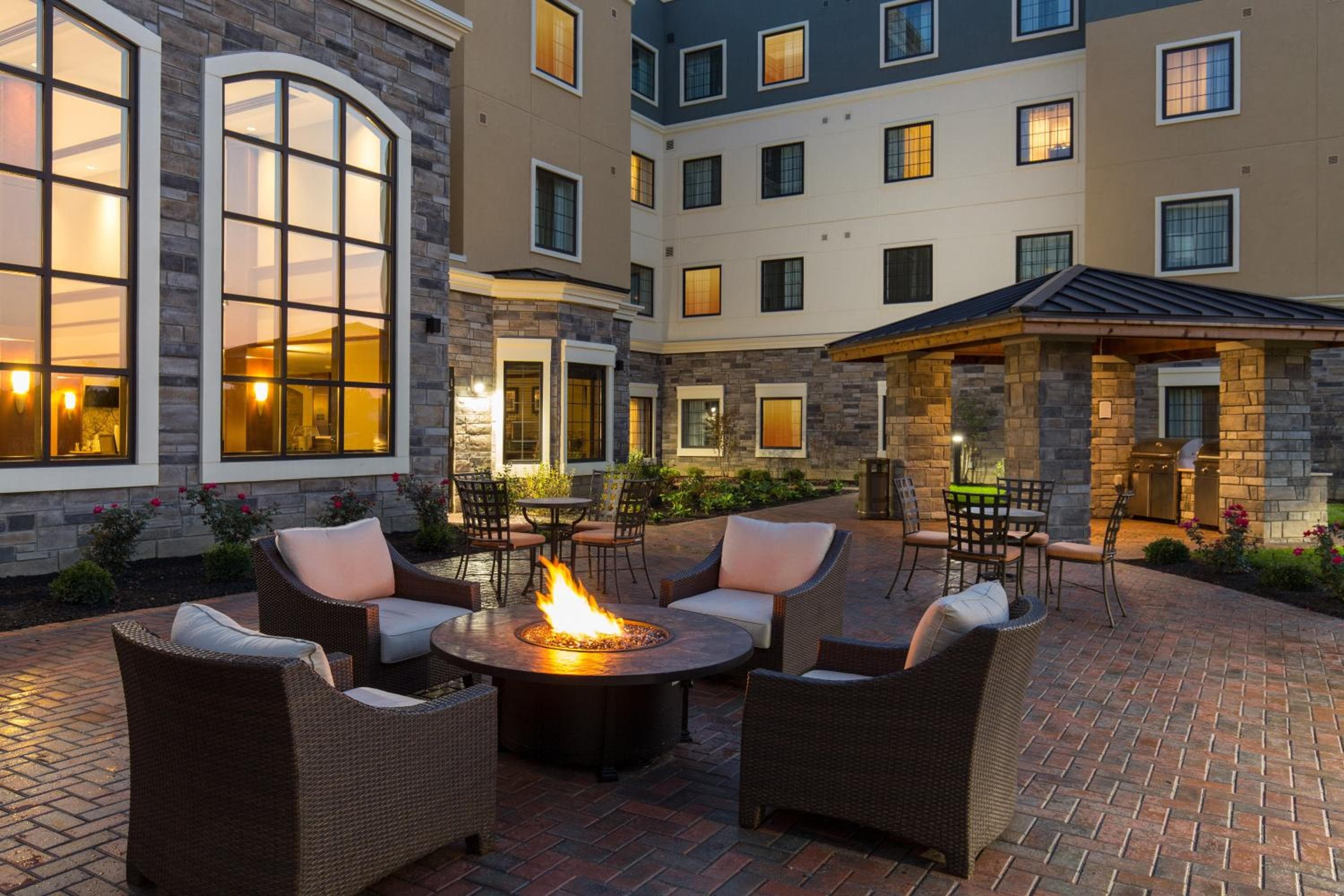 Staybridge Suites Sacramento-Folsom by IHG
