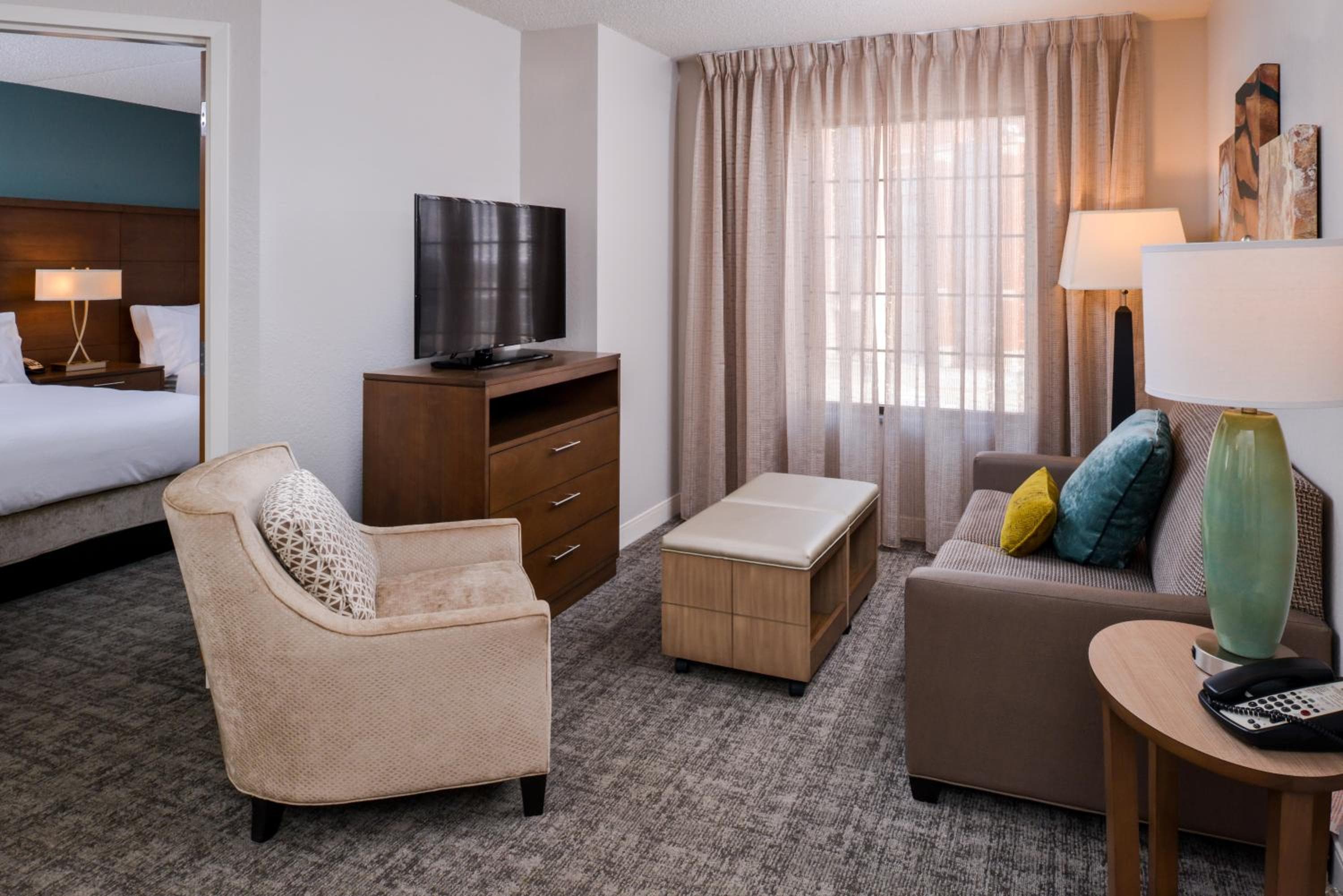 Staybridge Suites Indianapolis Downtown-Convention Center by IHG