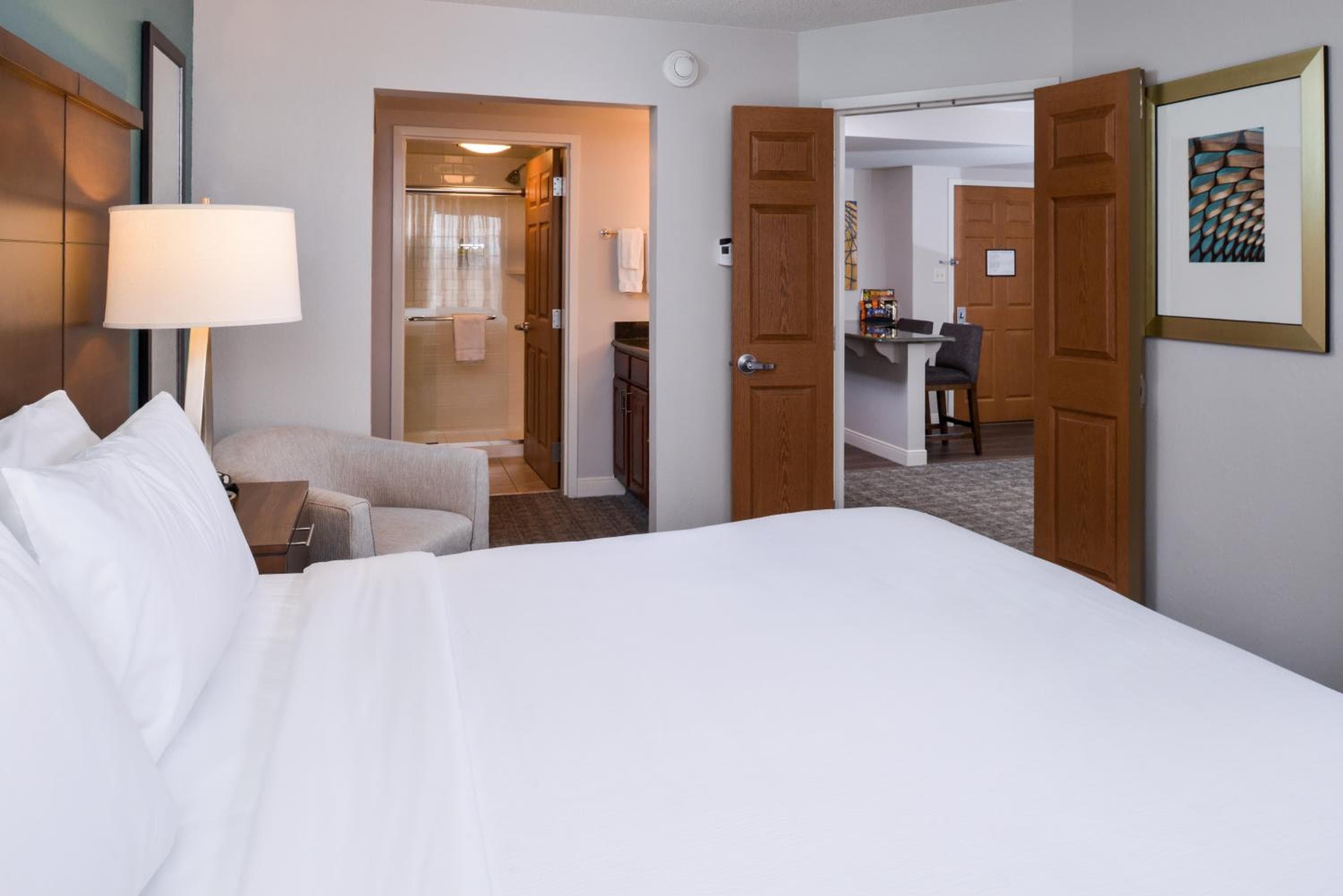 Staybridge Suites Indianapolis Downtown-Convention Center by IHG