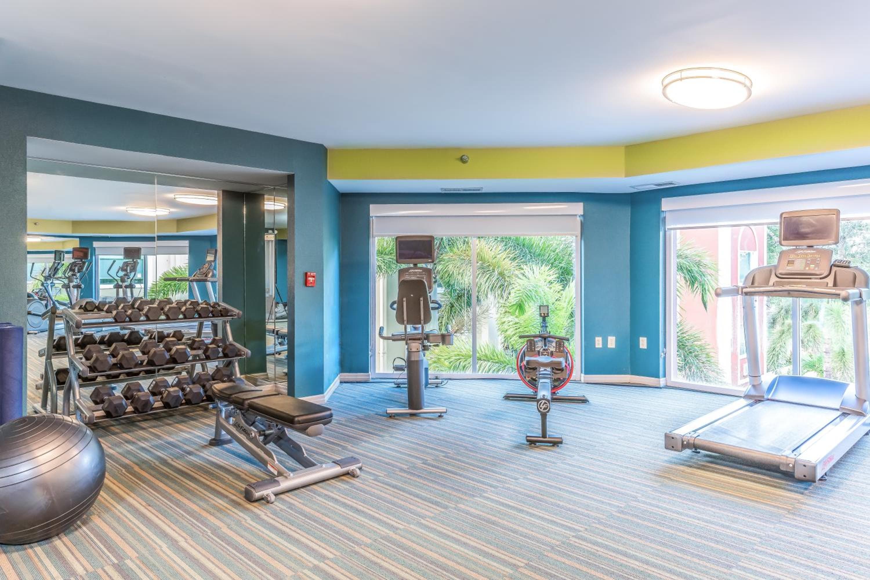 Holiday Inn Express Hotel & Suites Bradenton West by IHG