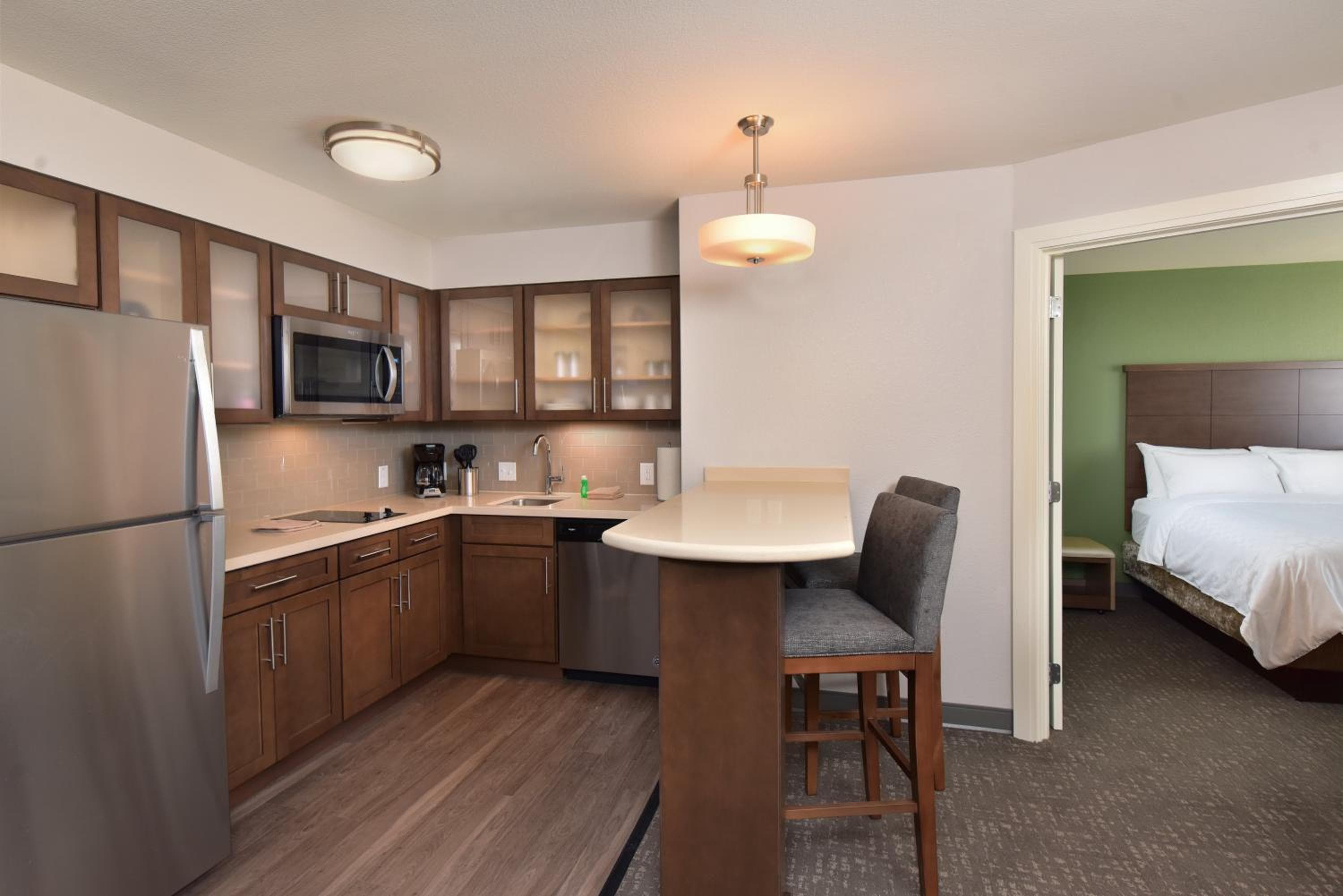 Staybridge Suites - Wisconsin Dells - Lake Delton by IHG