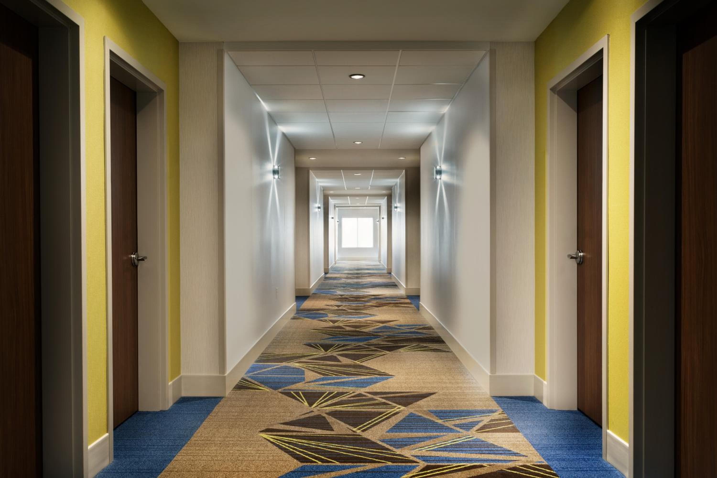 Holiday Inn Express & Suites - Savannah N - Port Wentworth by IHG