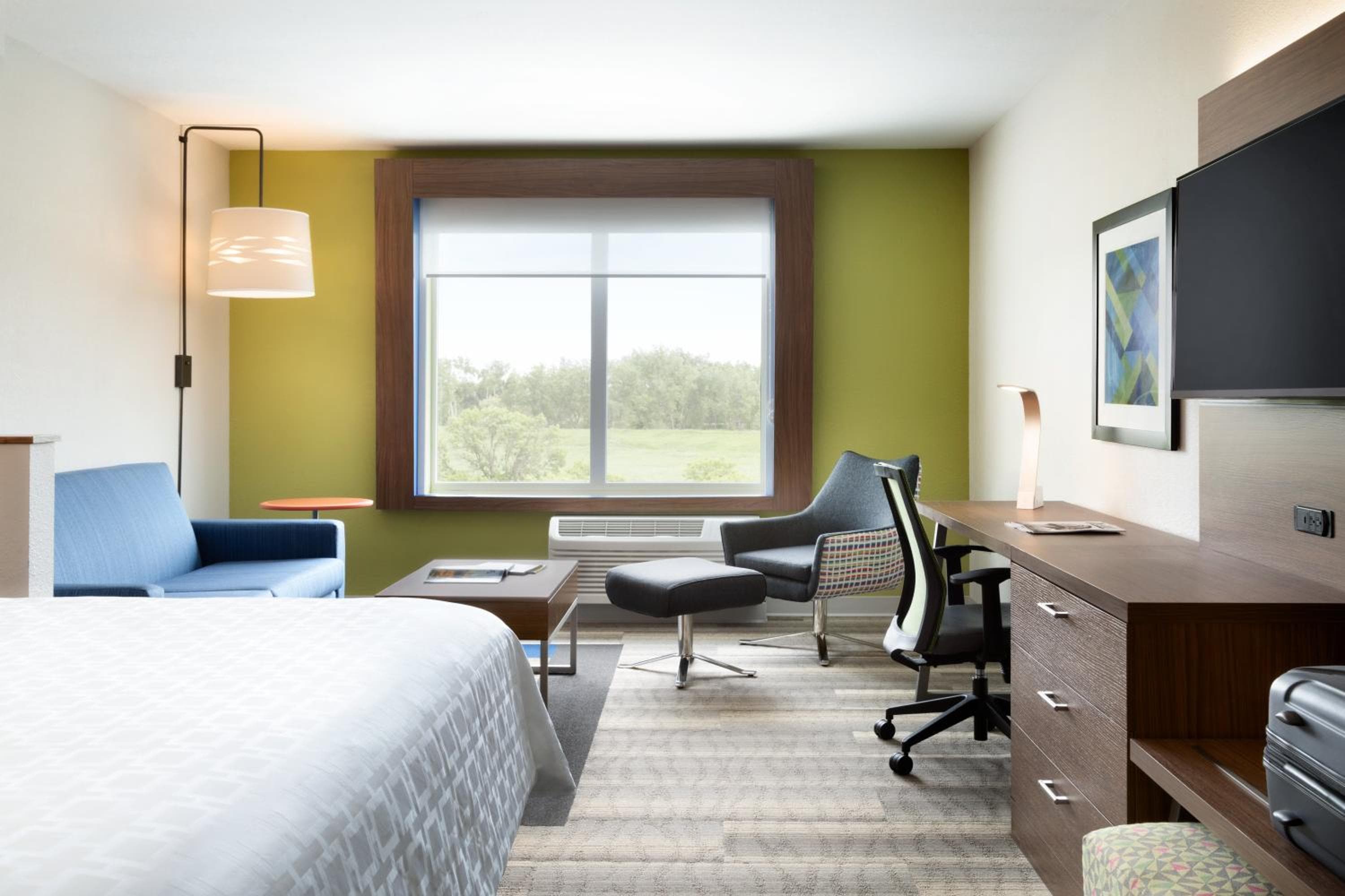 Holiday Inn Express & Suites - Savannah N - Port Wentworth by IHG