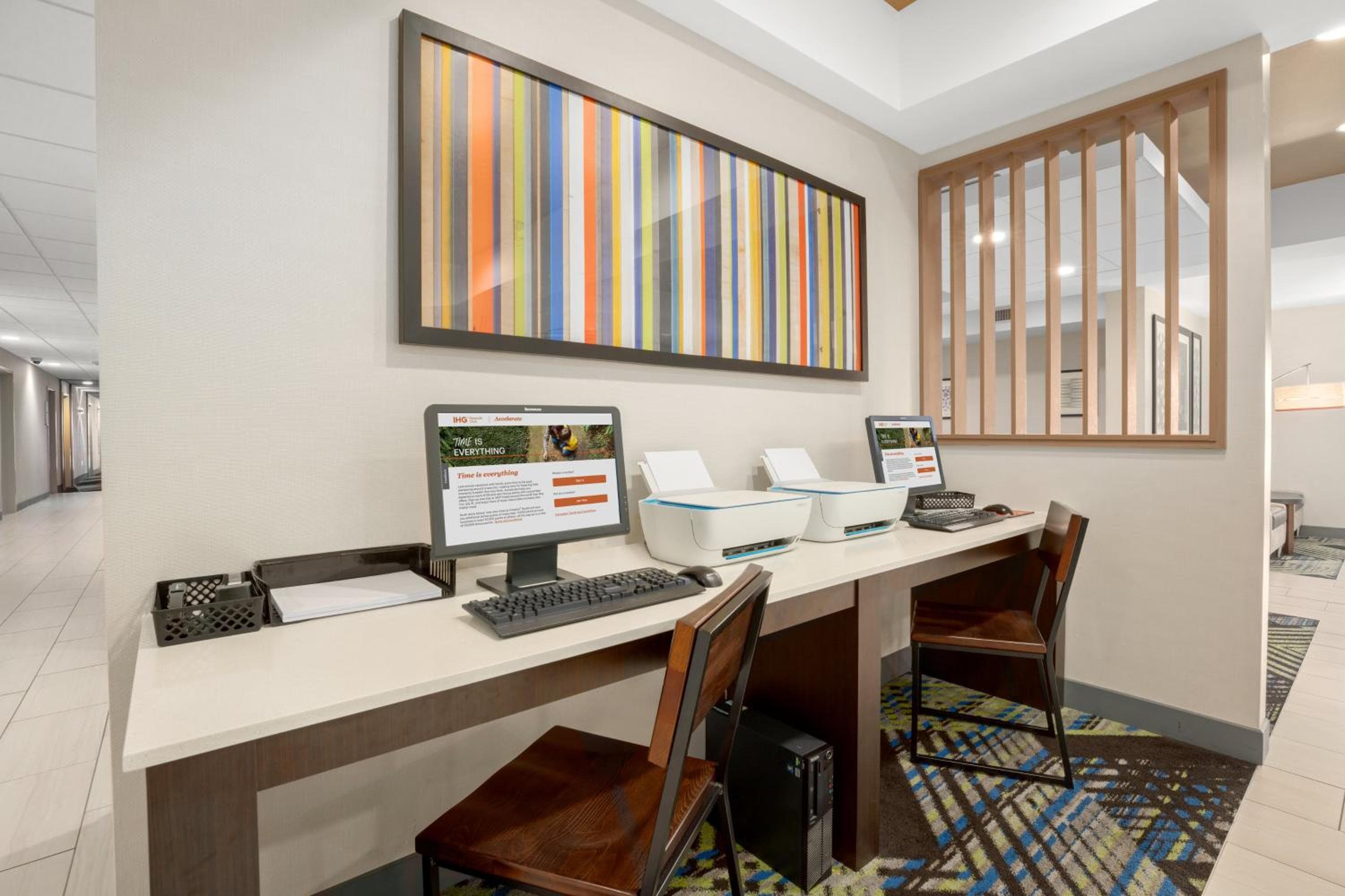 Holiday Inn Express Hotel & Suites Marysville by IHG