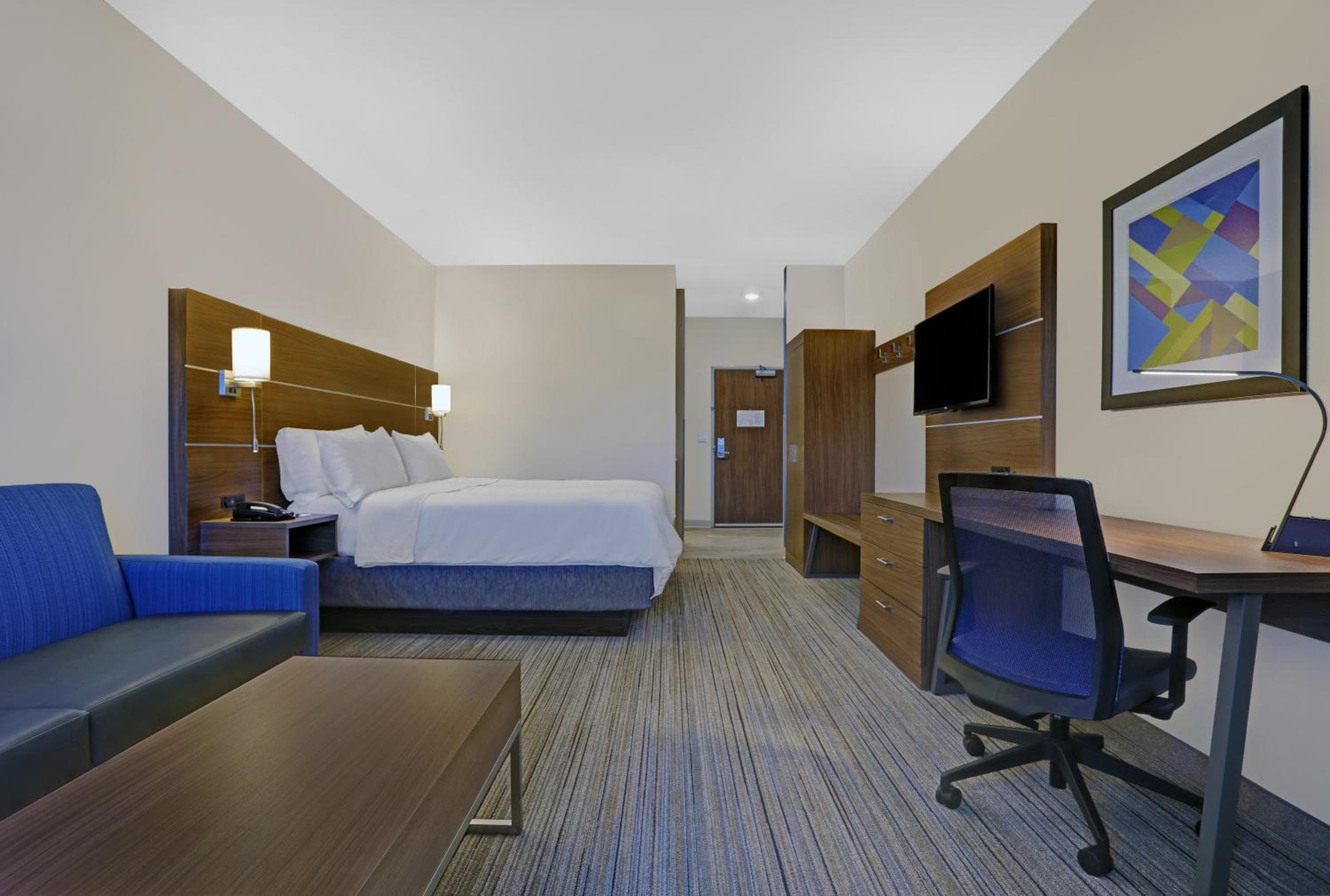 Holiday Inn Express & Suites - Lenexa - Overland Park Area by IHG