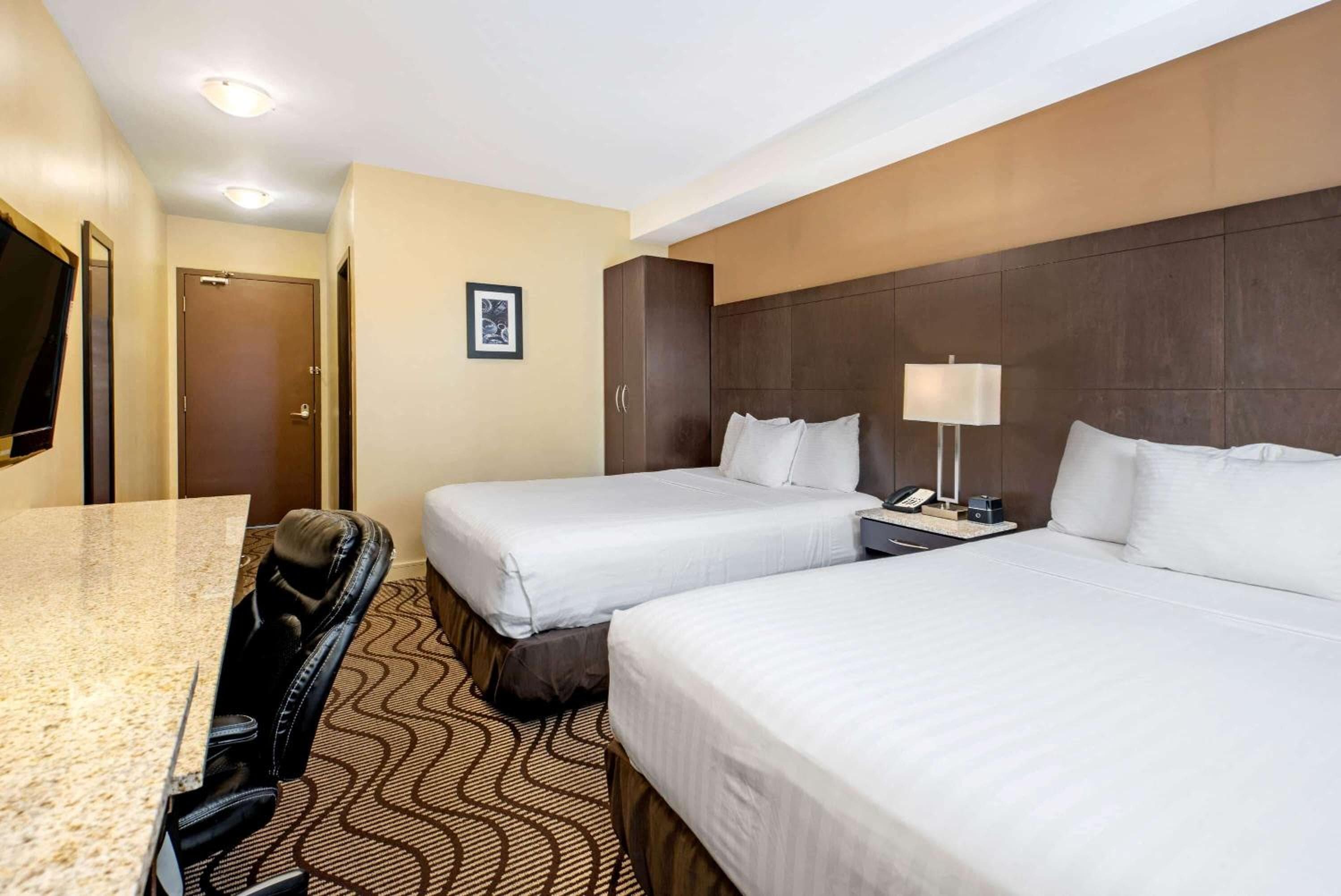 La Quinta by Wyndham Oshawa