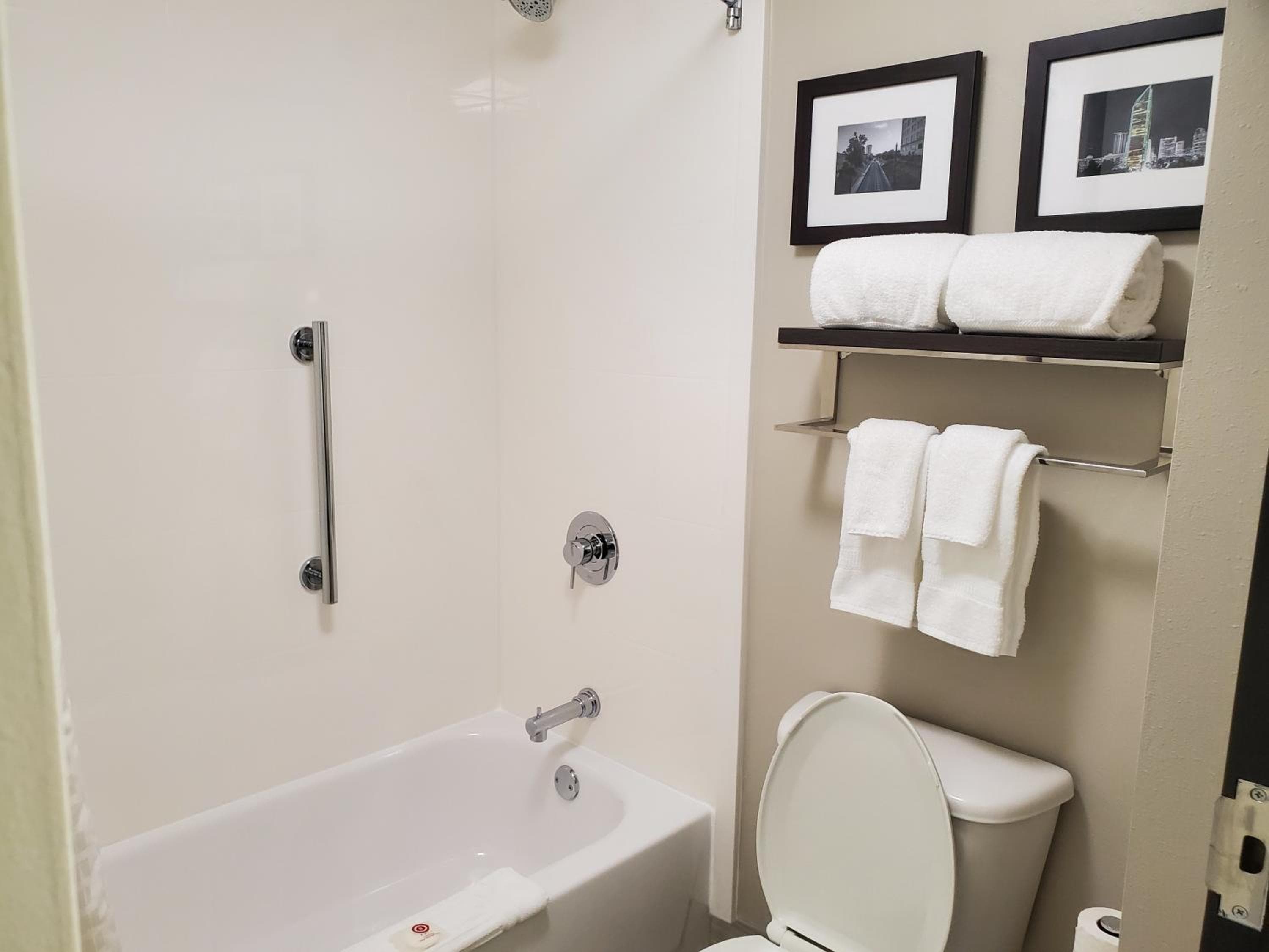 Comfort Suites Northlake