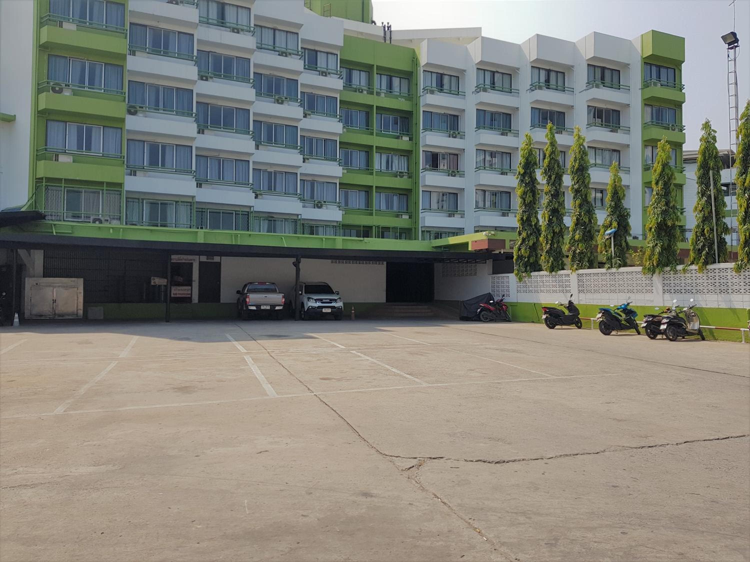 Marine Plaza Hotel Pattaya